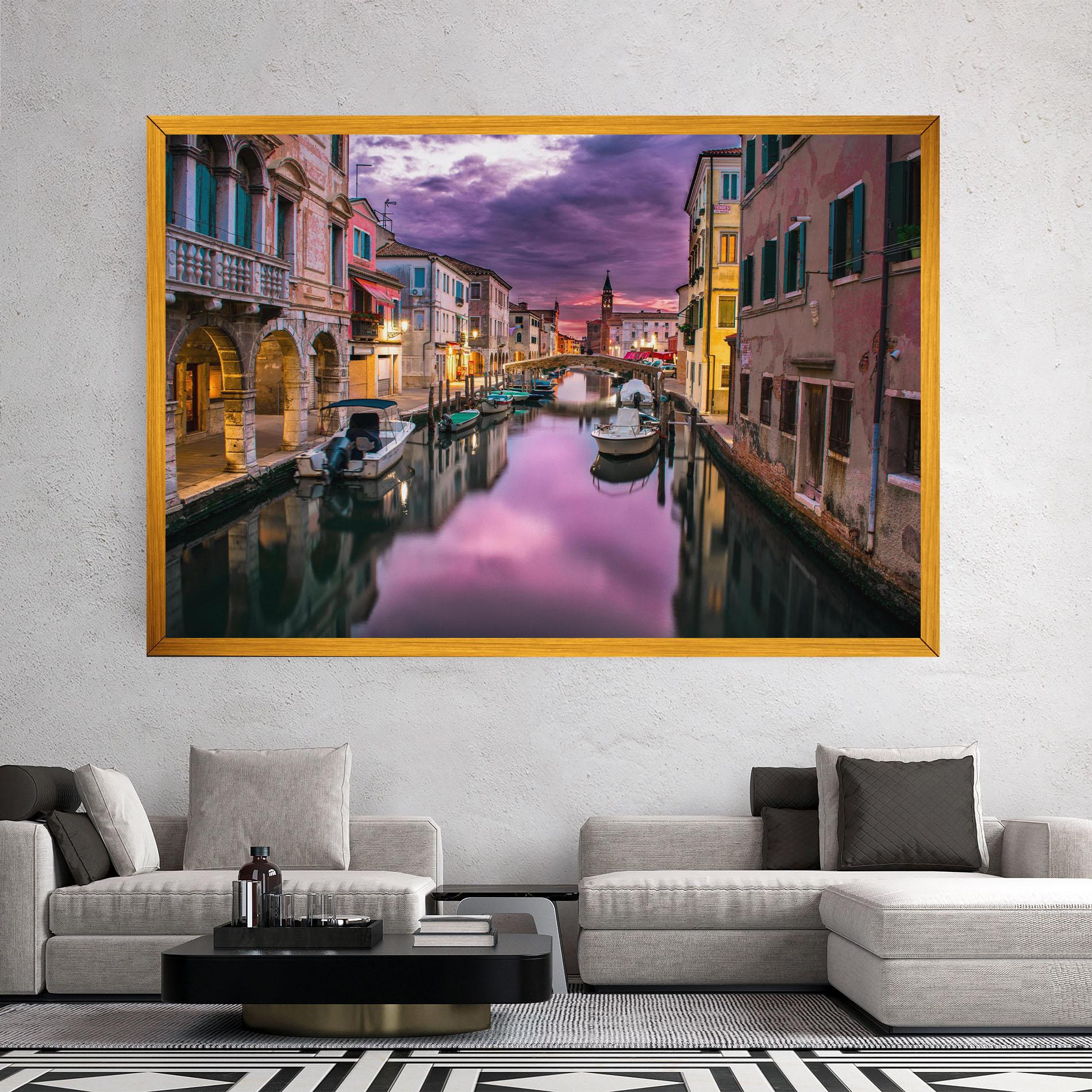 Картина на платно Purple Light Venecia mockup 2