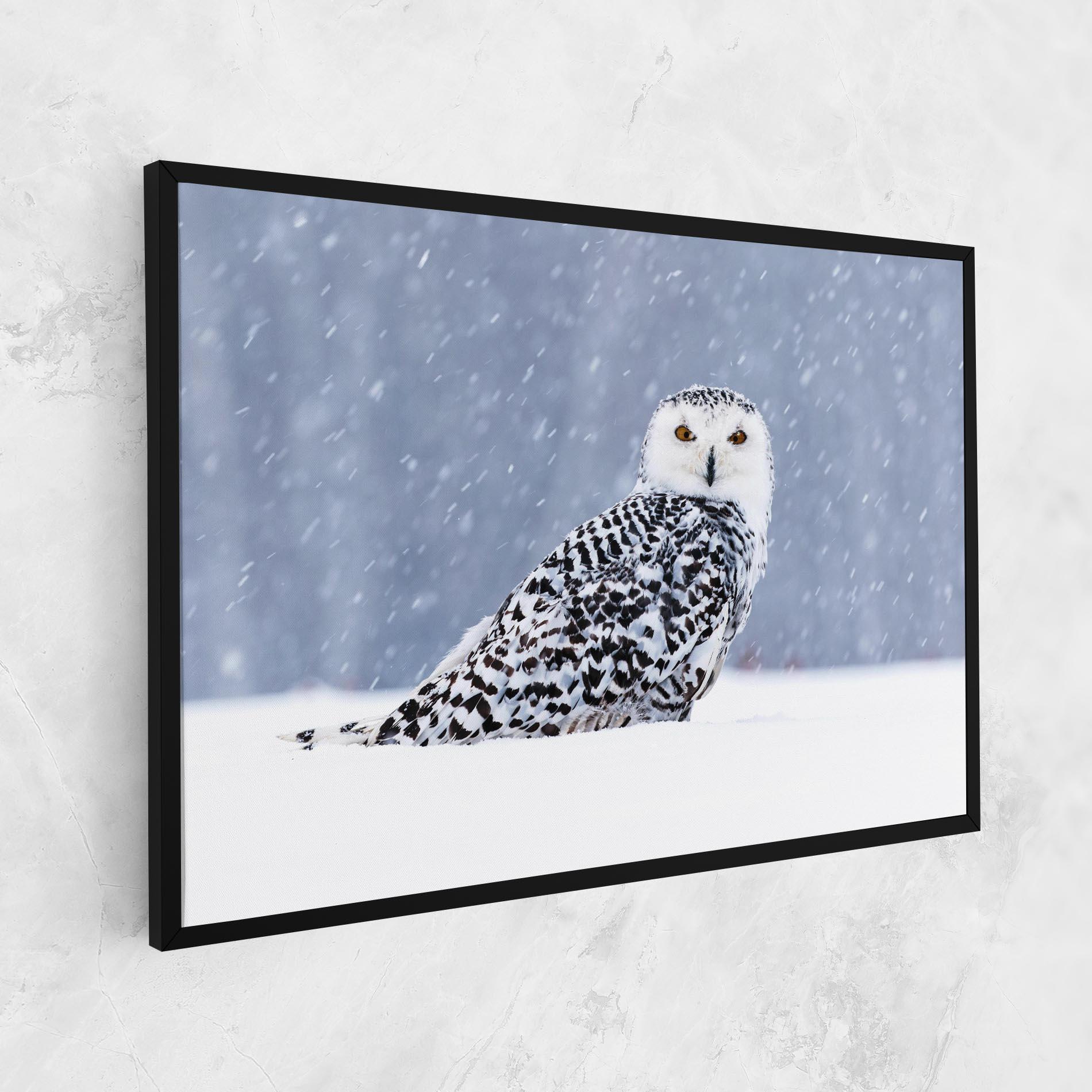 Картина на платно Snow Owl mockup 1