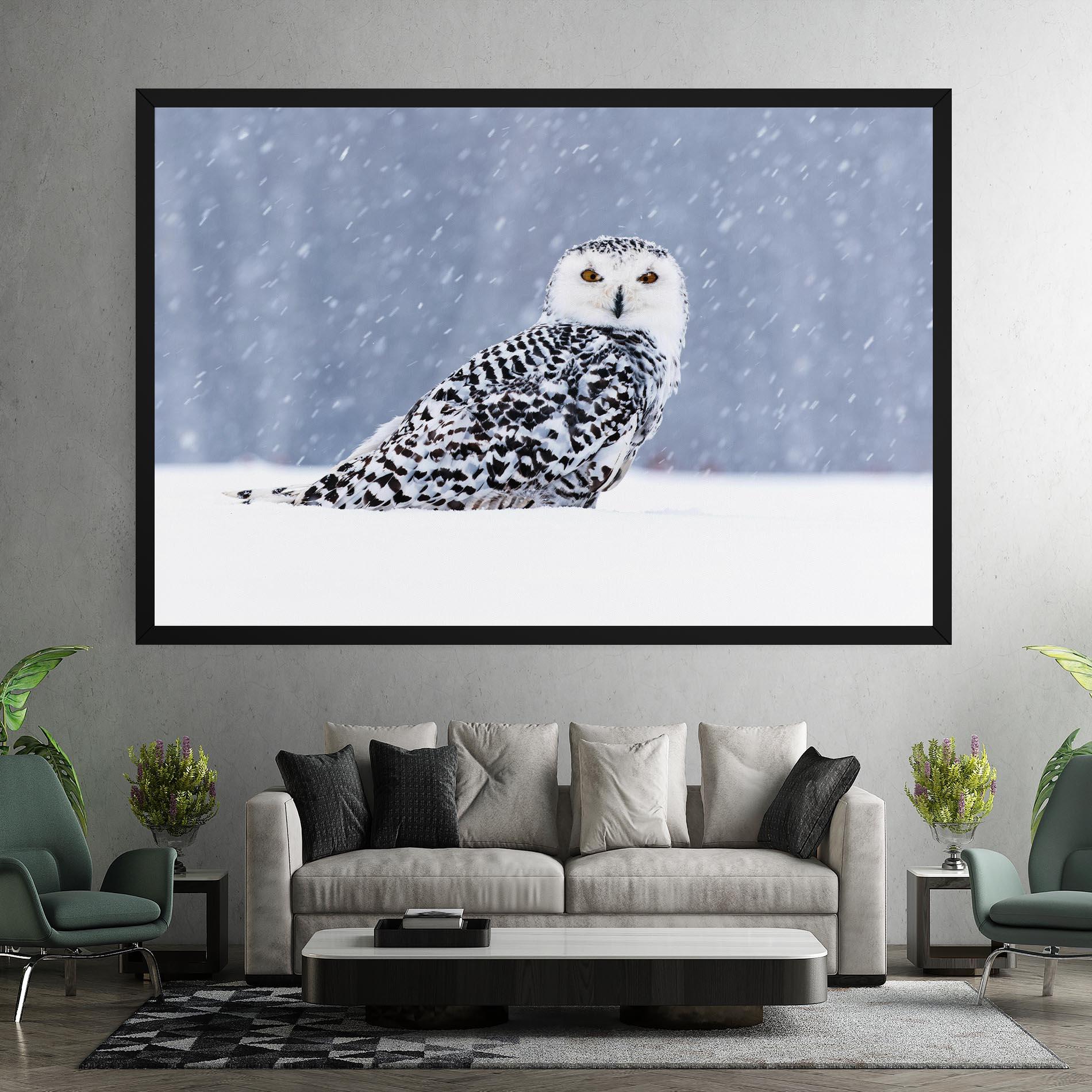 Картина на платно Snow Owl mockup 7