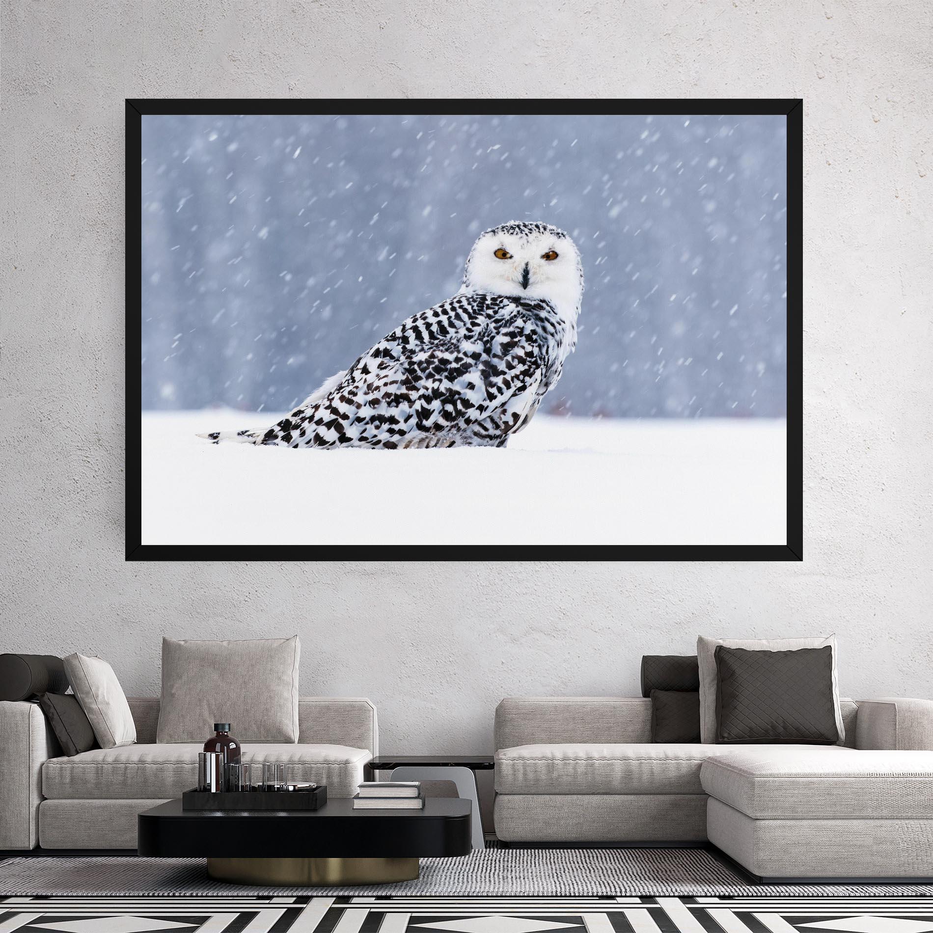 Картина на платно Snow Owl mockup 2