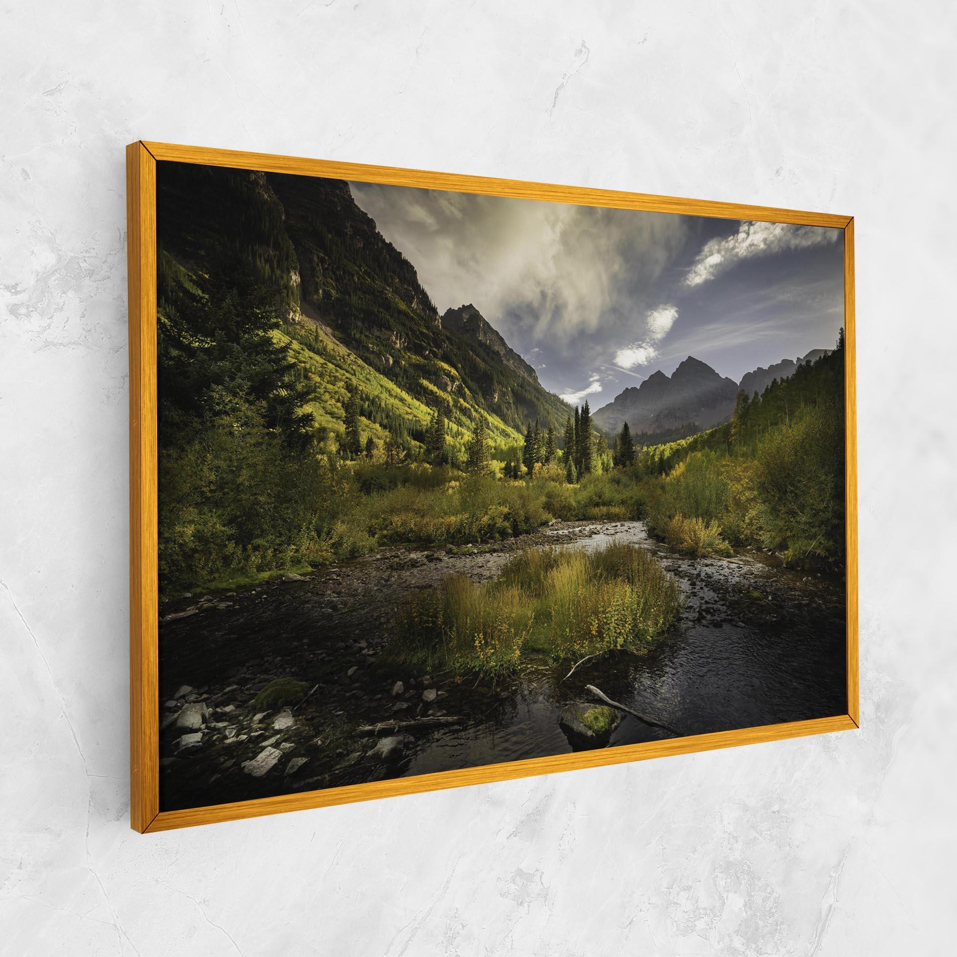 Картина на платно Cloudy Lake mockup 1