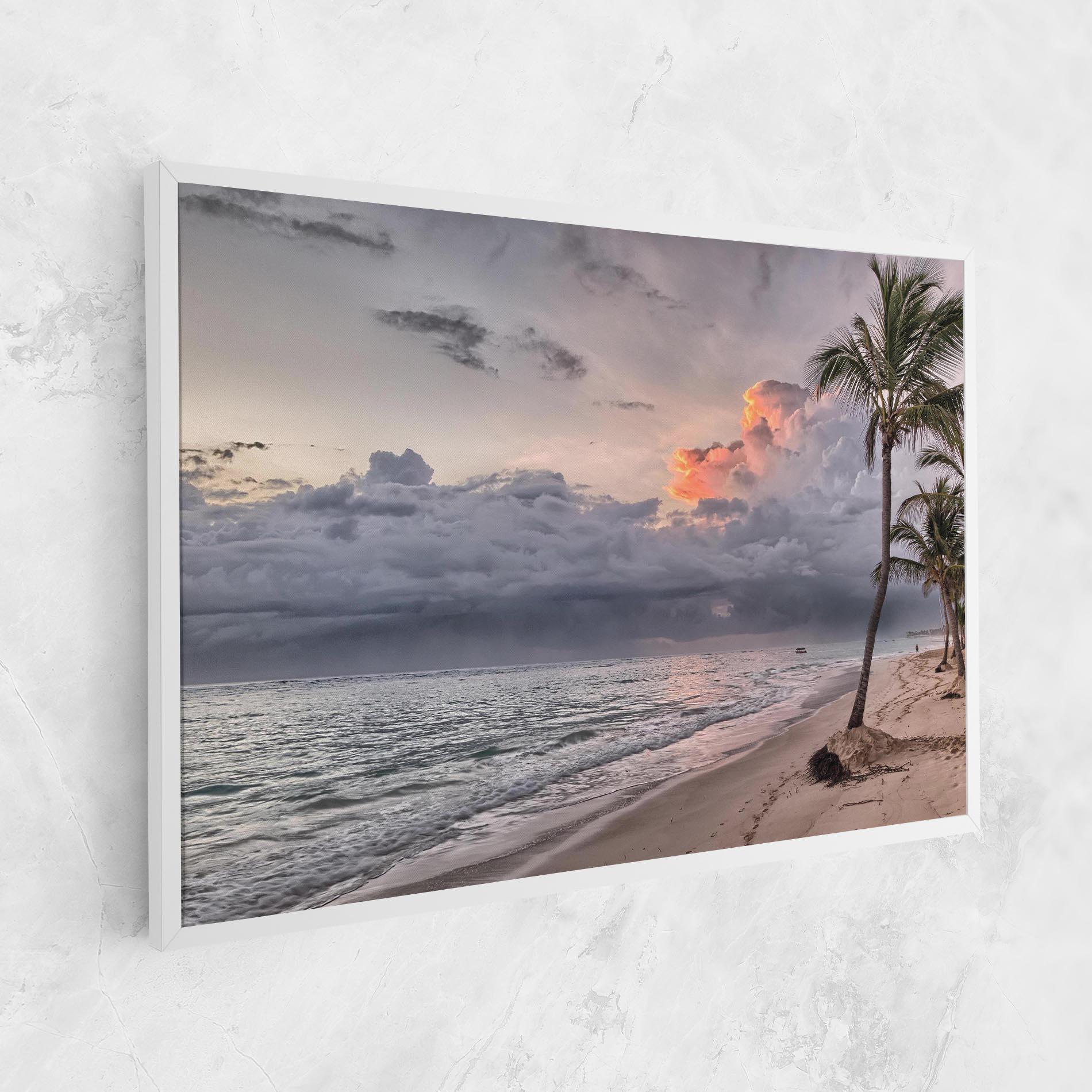 Картина на платно Cloudy Beach mockup 1