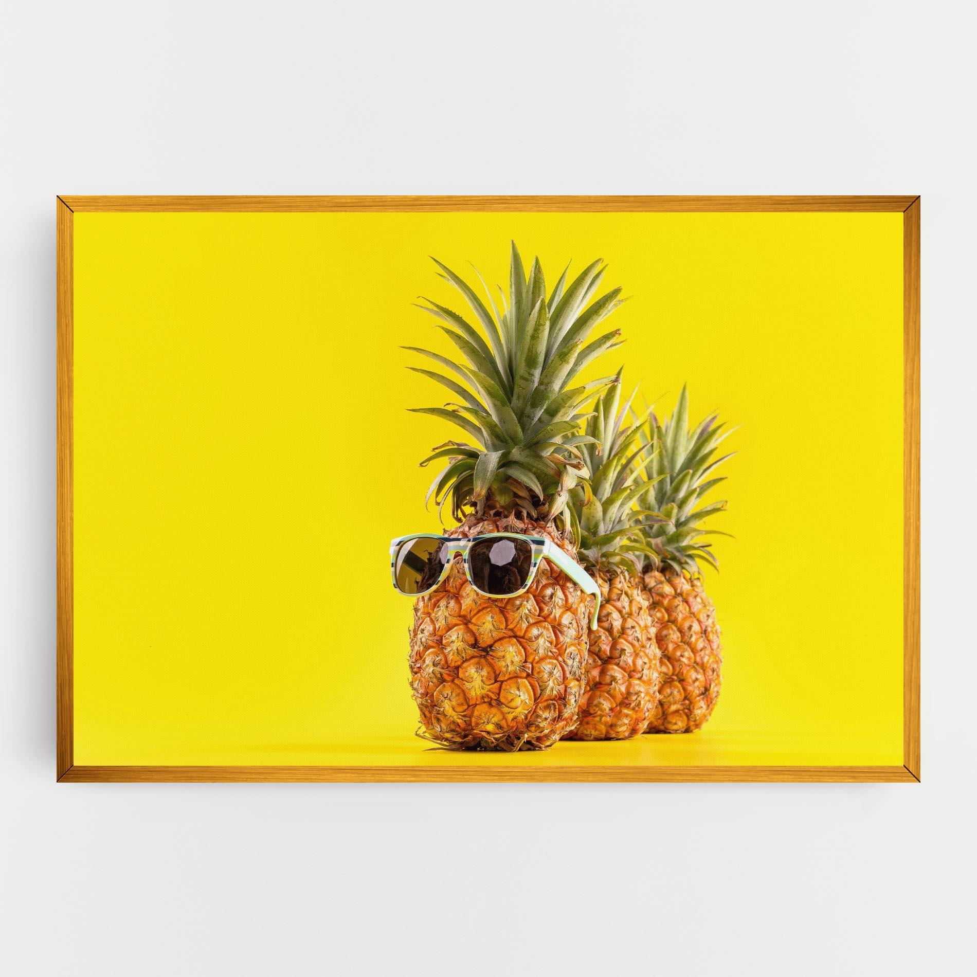 Картина на платно Pineapple Looking Up mockup 0