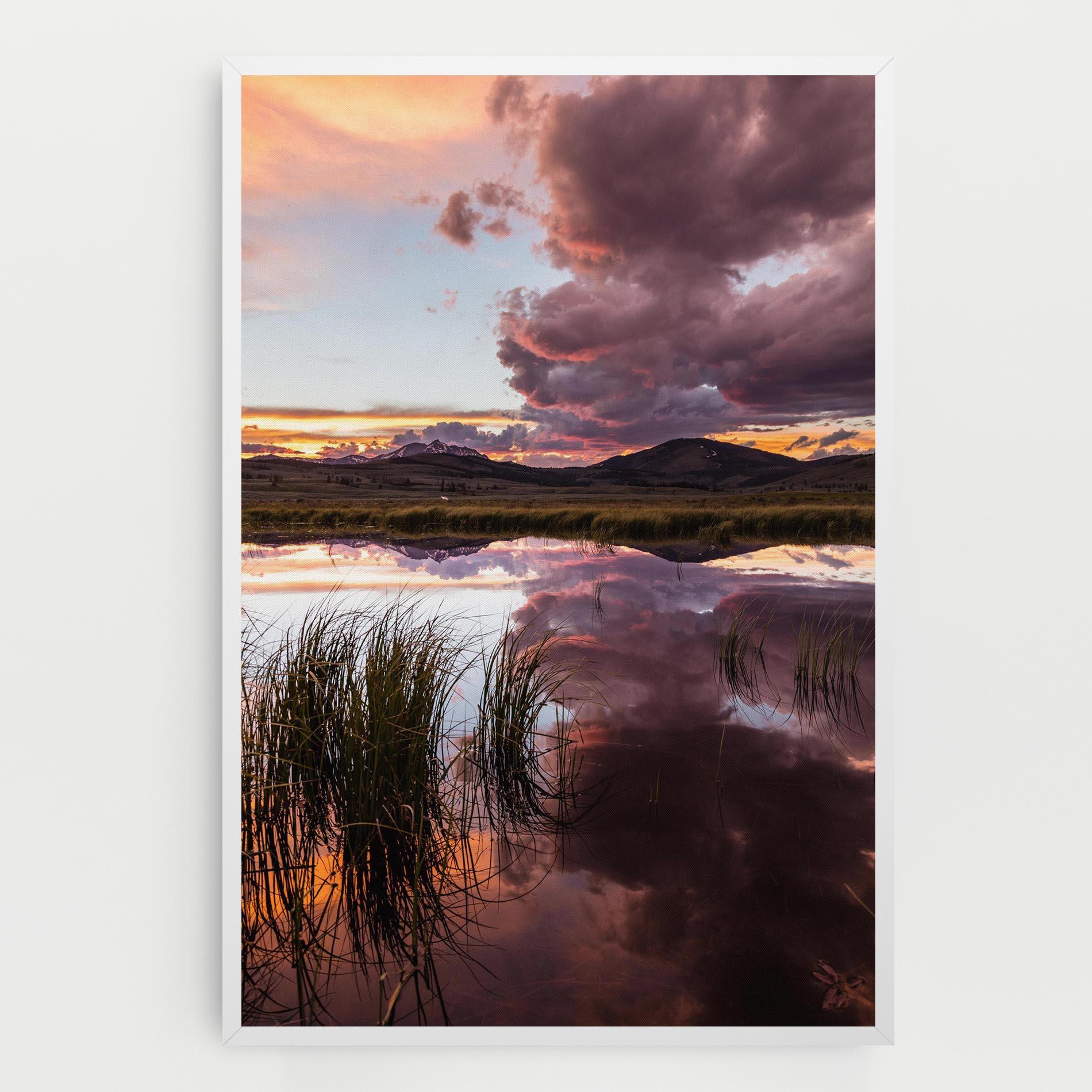 Картина на платно Pretty View mockup 0