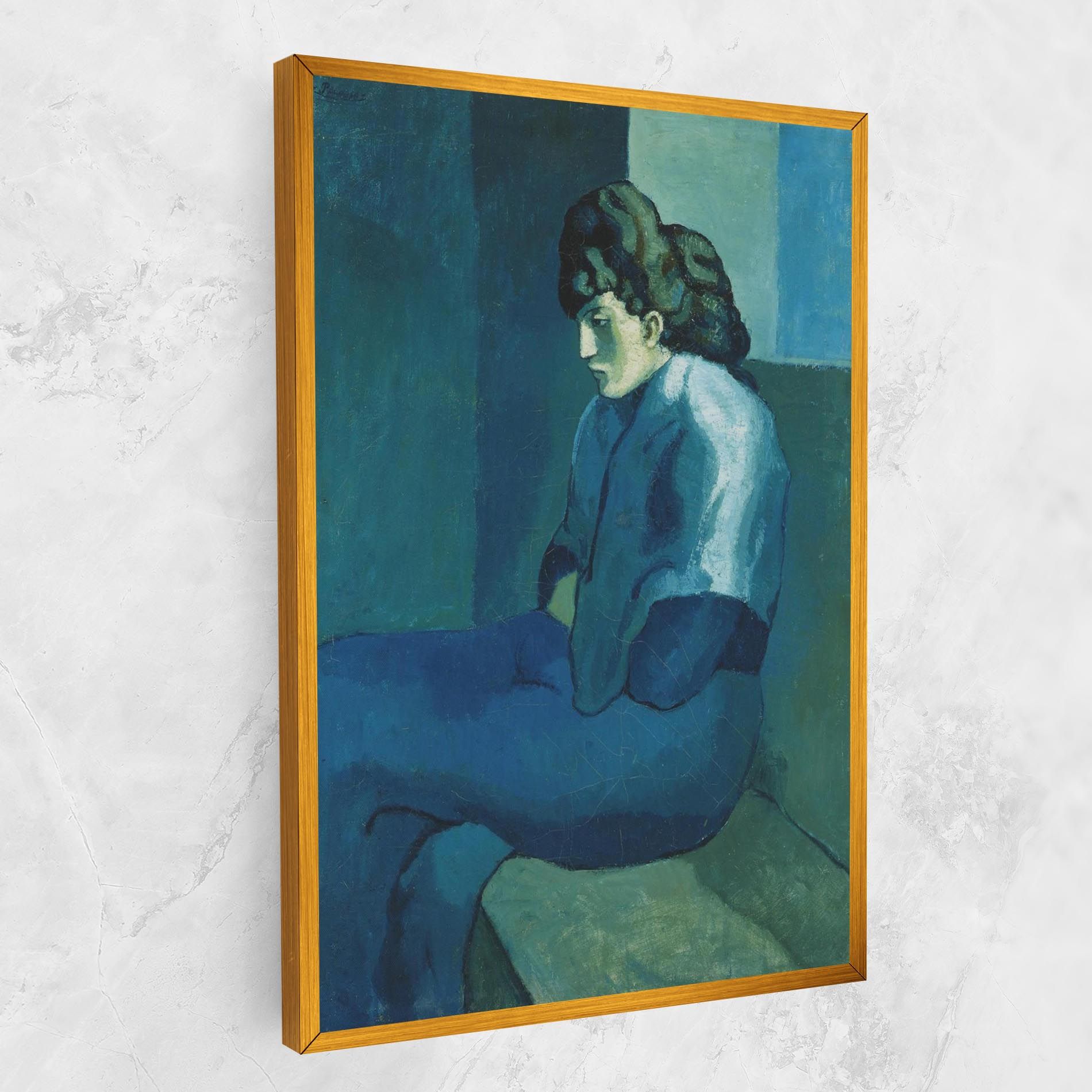 Femme Assise mockup 1