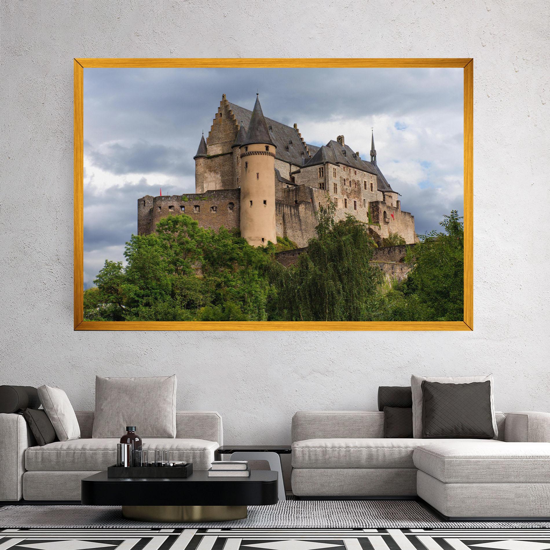 Картина на платно Castle Vianden mockup 2