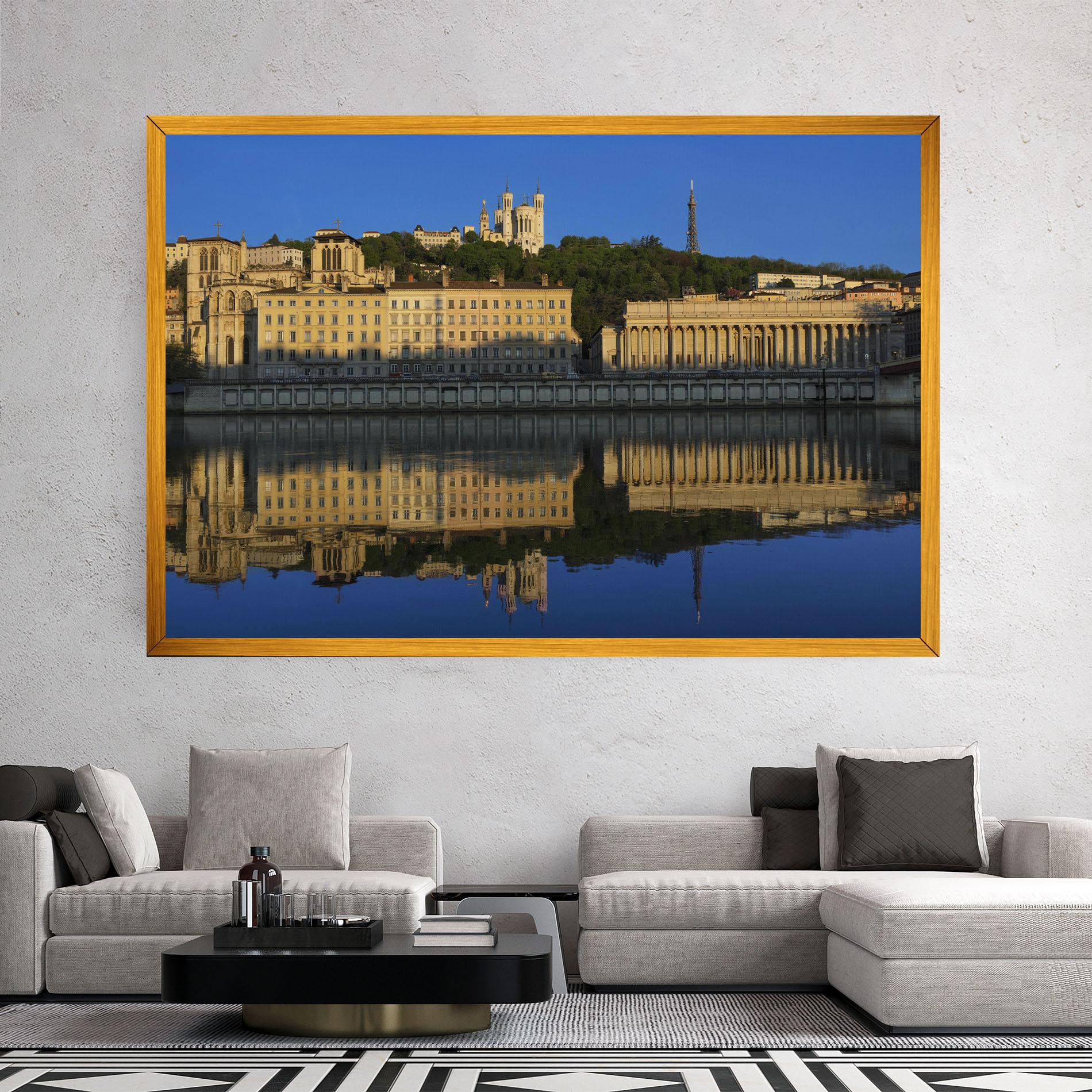 Картина на платно Lyon France mockup 2