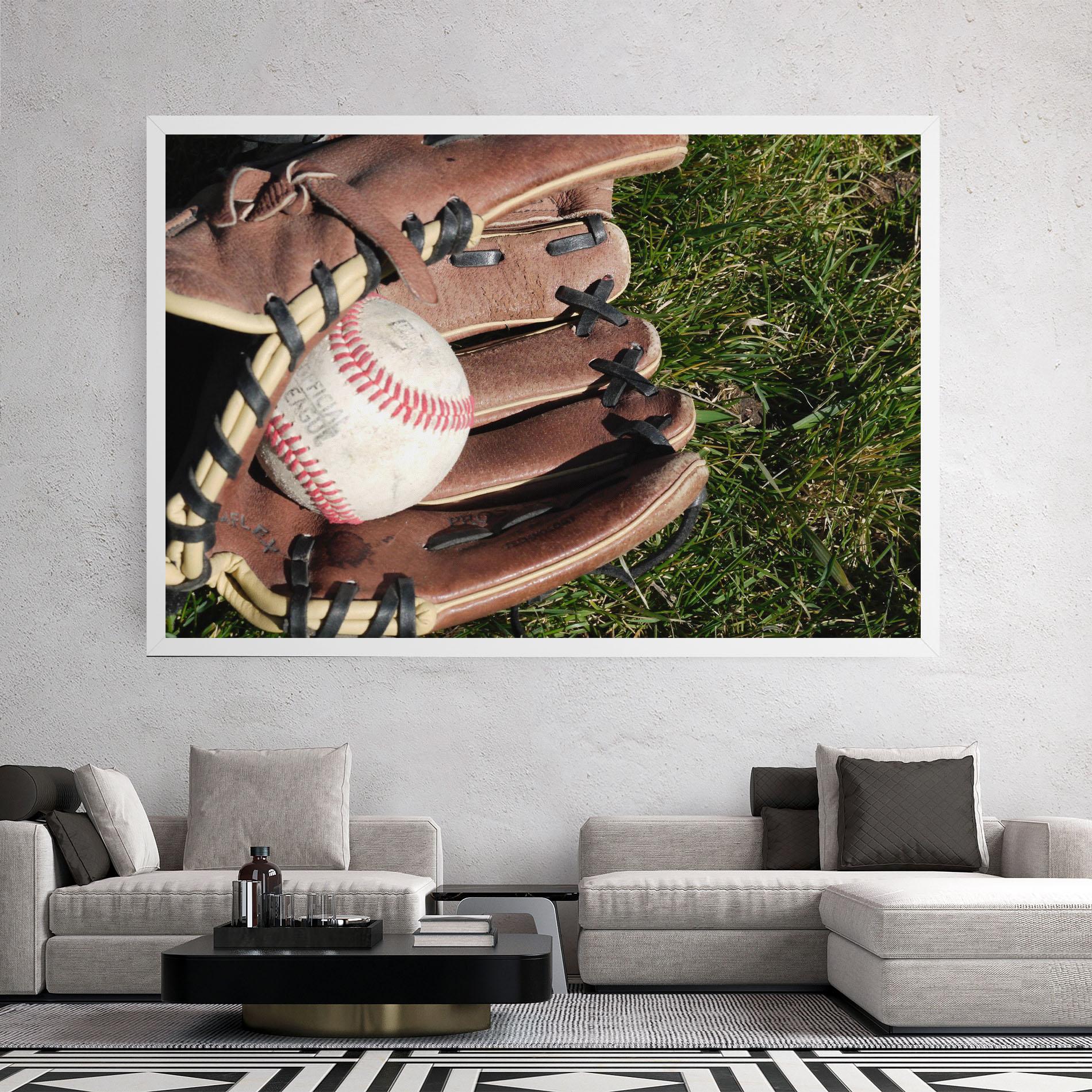 Картина на платно Brown Baseball Glove mockup 2