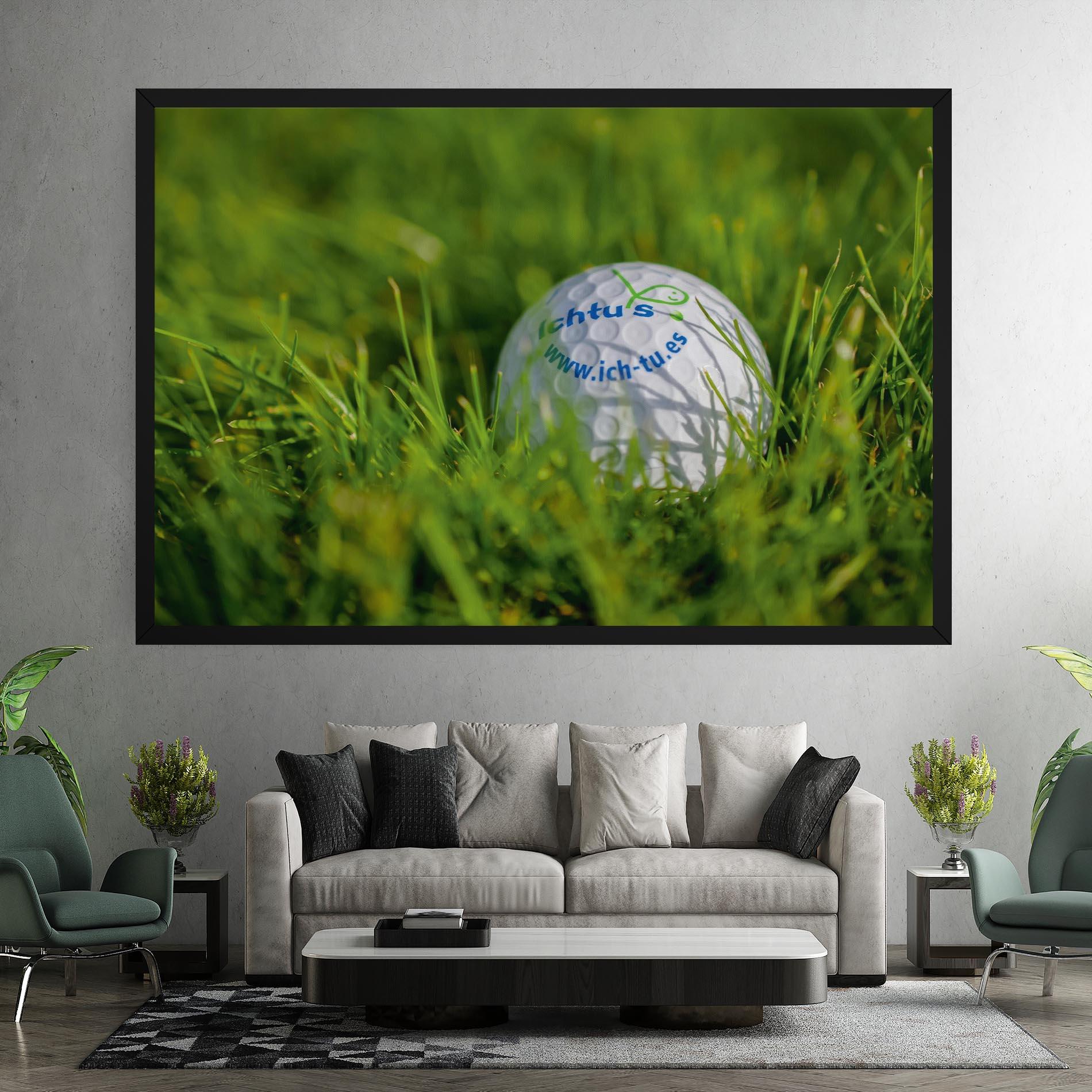 Картина на платно Golf Ball In Grass mockup 7