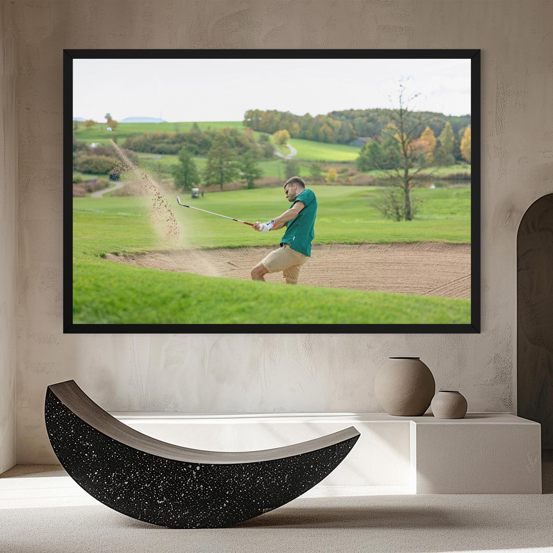 Картина на платно Green Tshirt Golf Player mockup 8