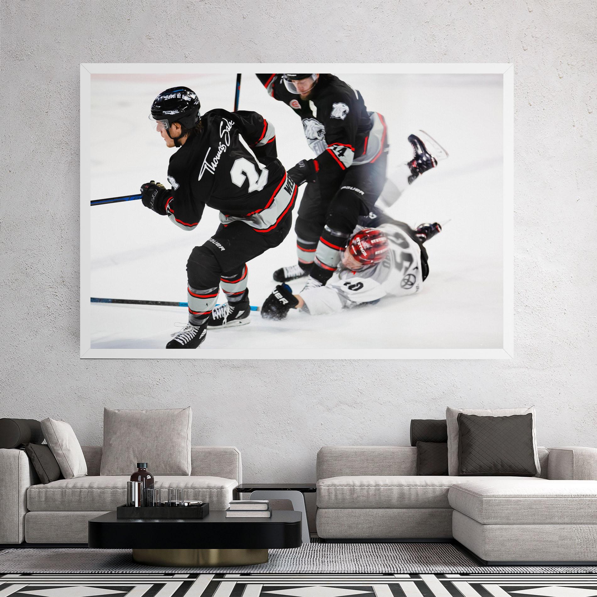 Картина на платно Breakaway Boss mockup 2