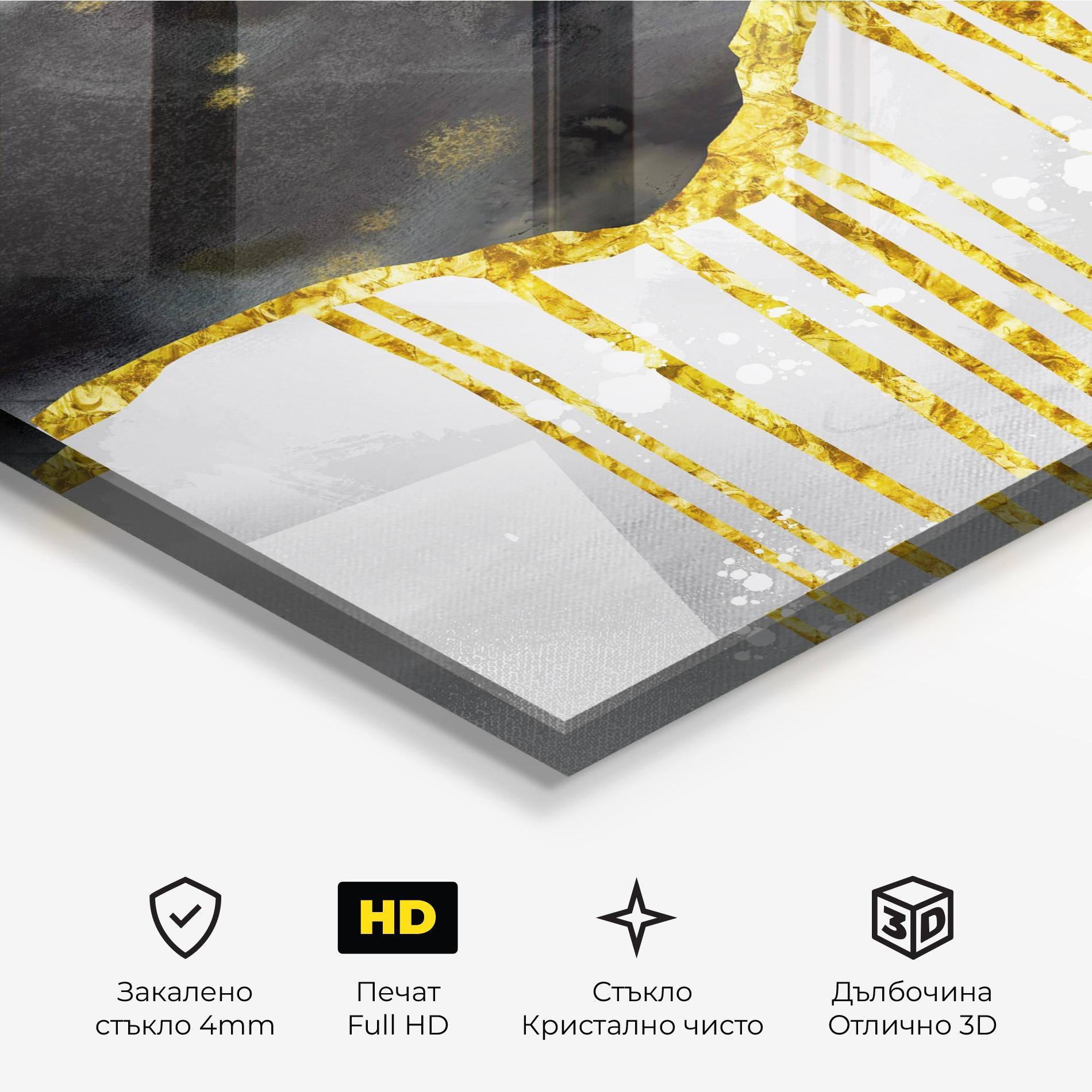 Стъклена картина Gold Moon And Birds mockup 3