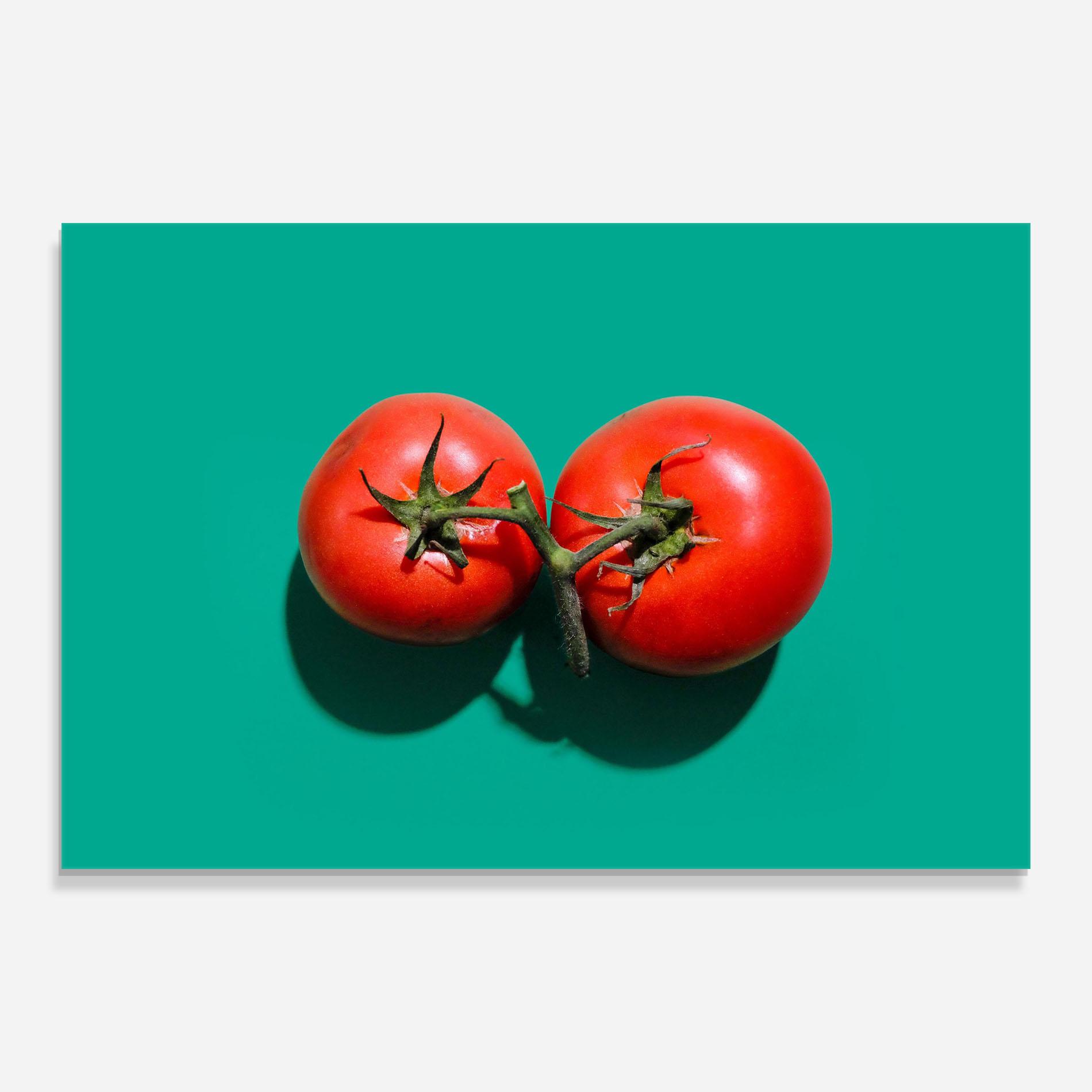 Стъклена картина Clean Tomato mockup 0