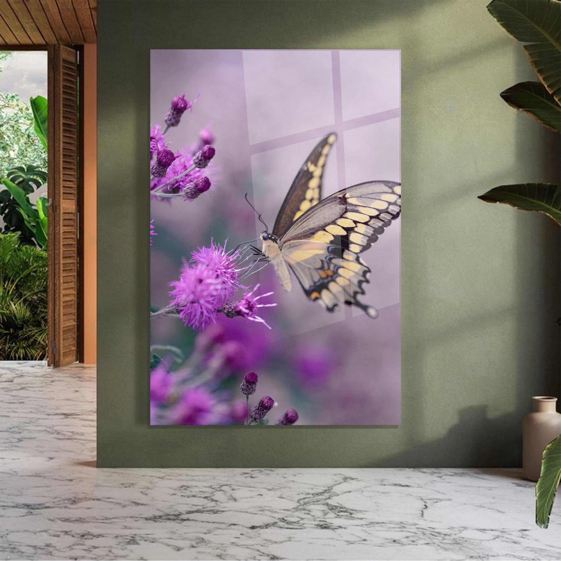 Стъклена картина Cream Black Butterfly mockup 7