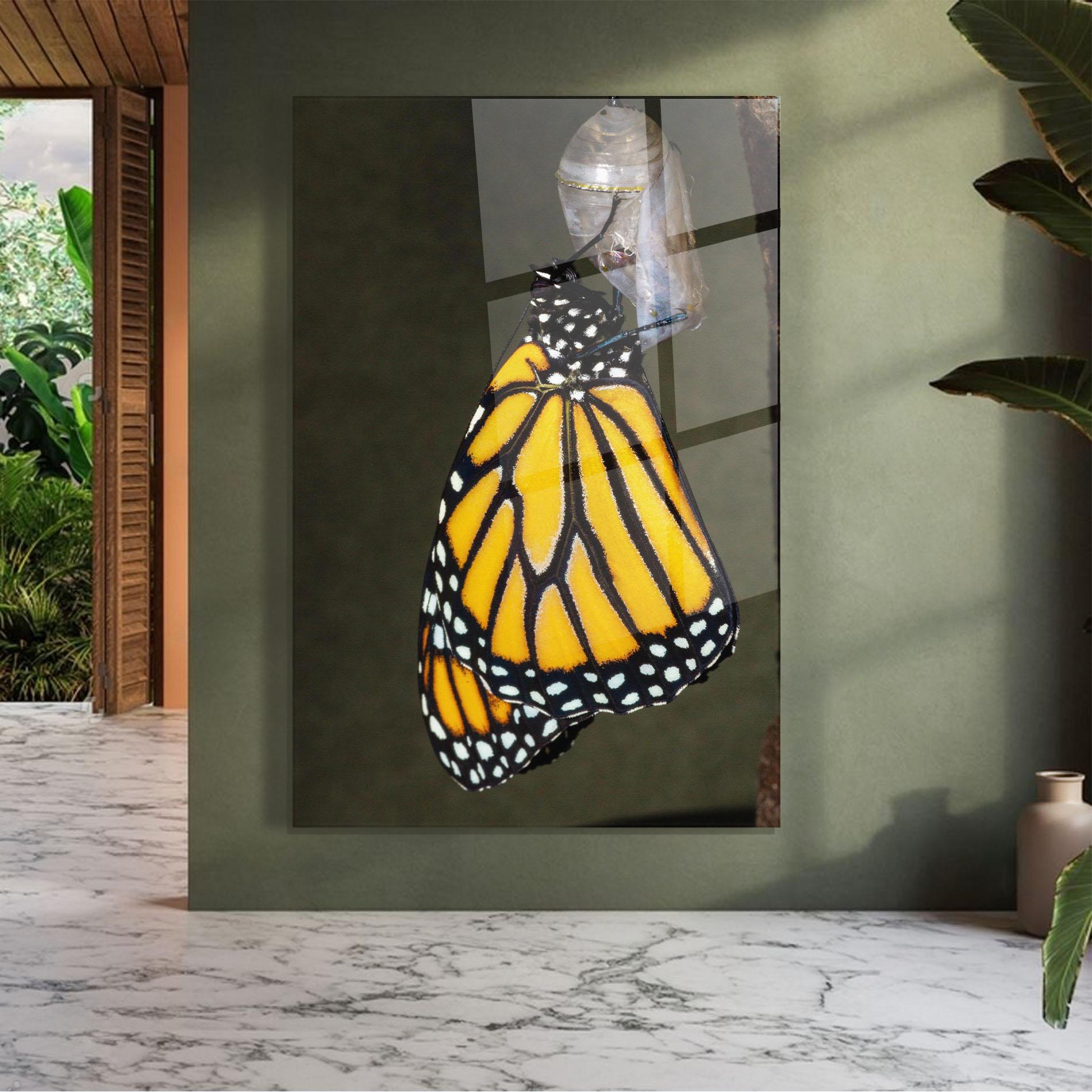 Стъклена картина Dark Yellow Butterfly mockup 7