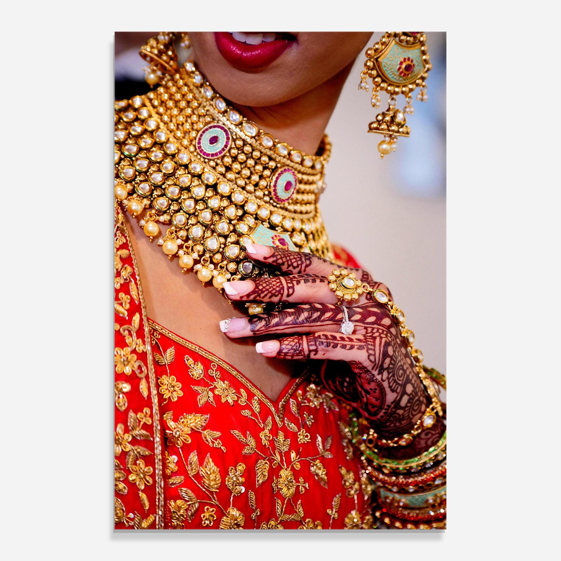 Стъклена картина Gold Beautiful Jewelry mockup 0