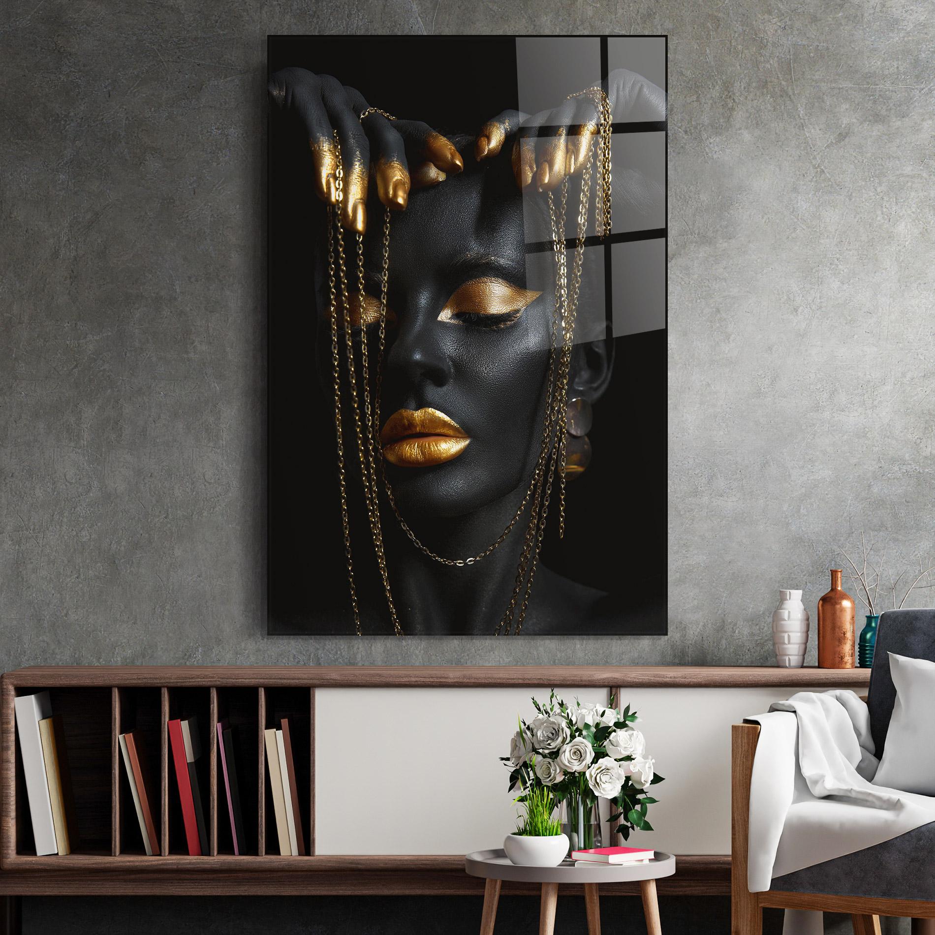 Стъклена картина Black Gold Chain Makeup mockup 2
