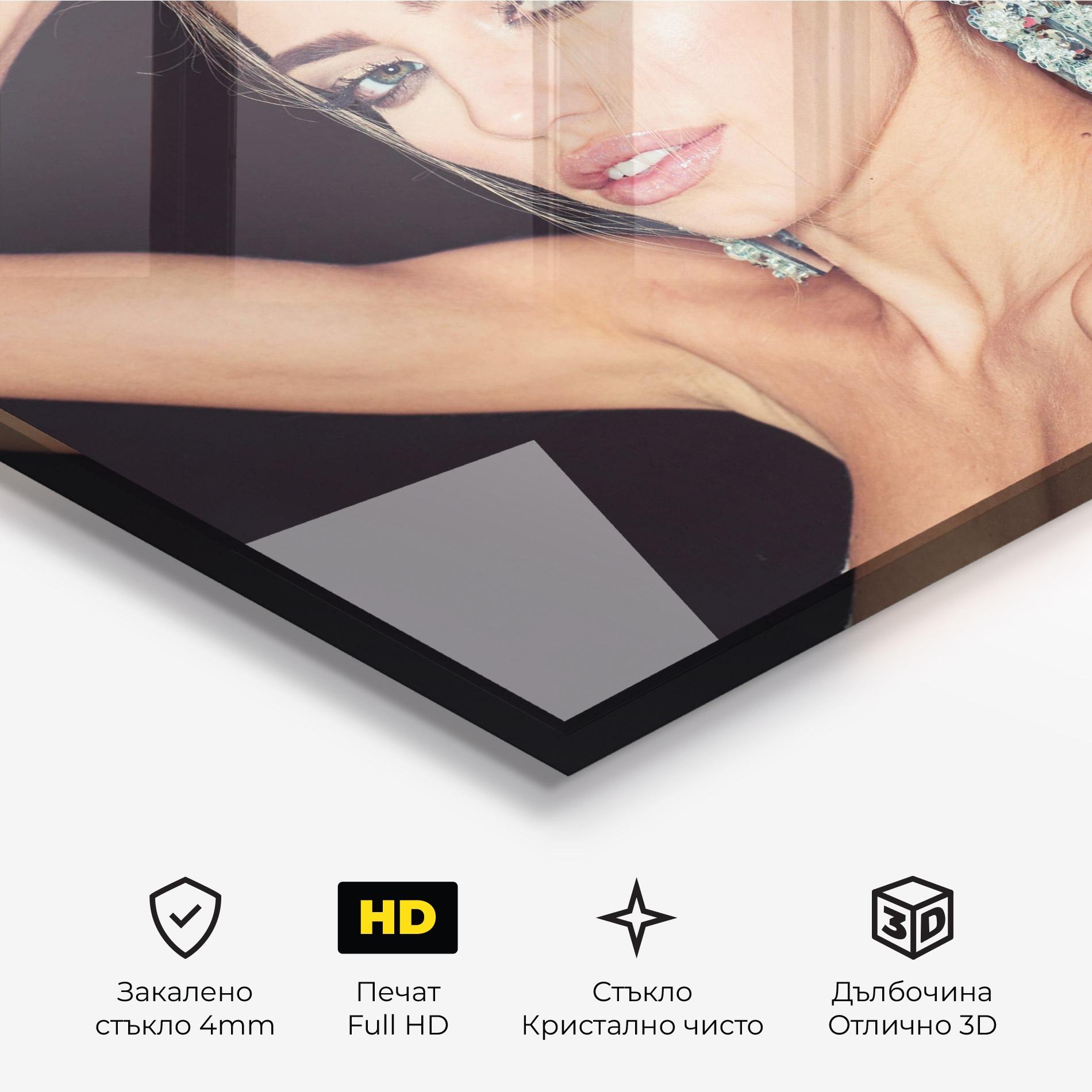 Стъклена картина Flower Earrings mockup 3