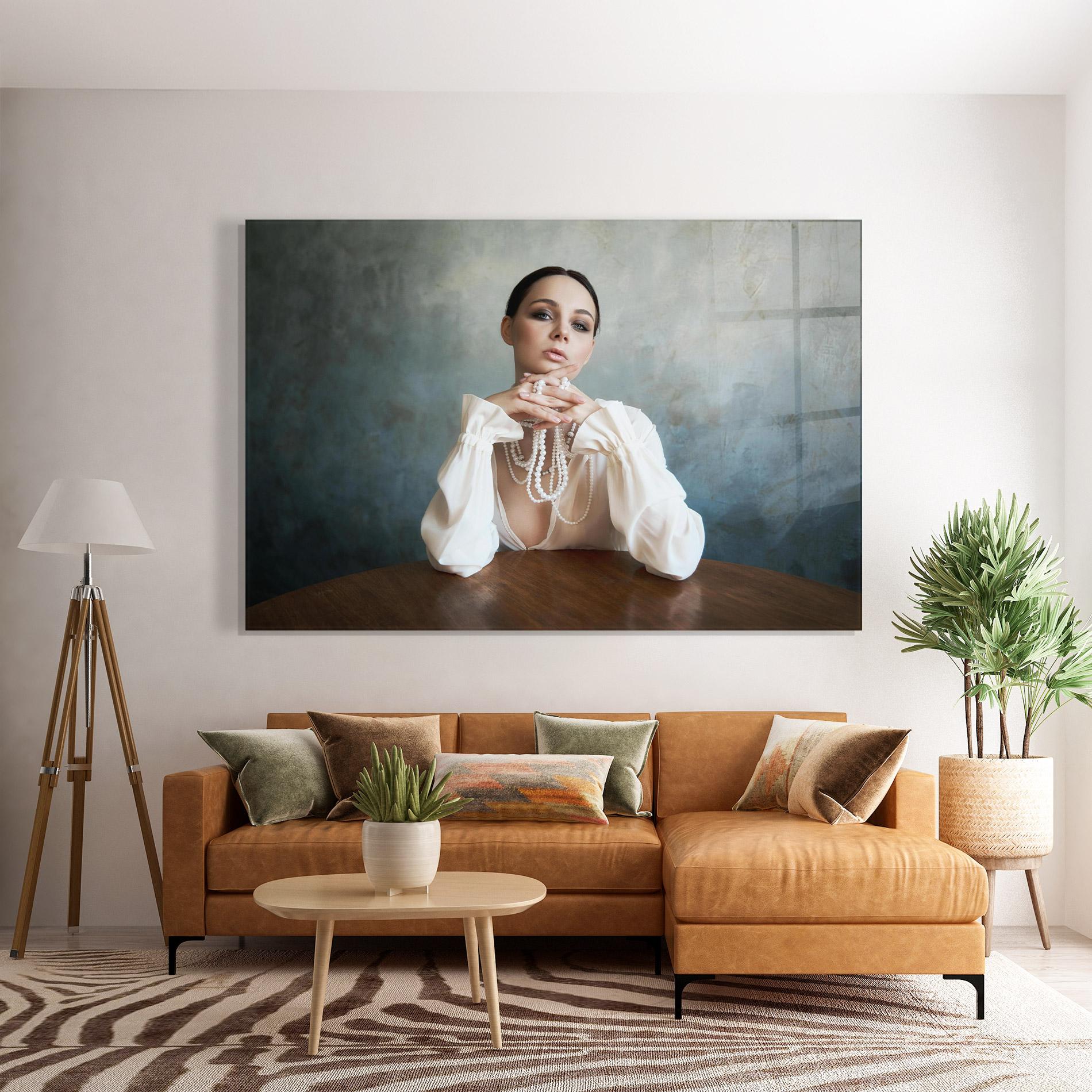 Стъклена картина Girl White Pearls mockup 7