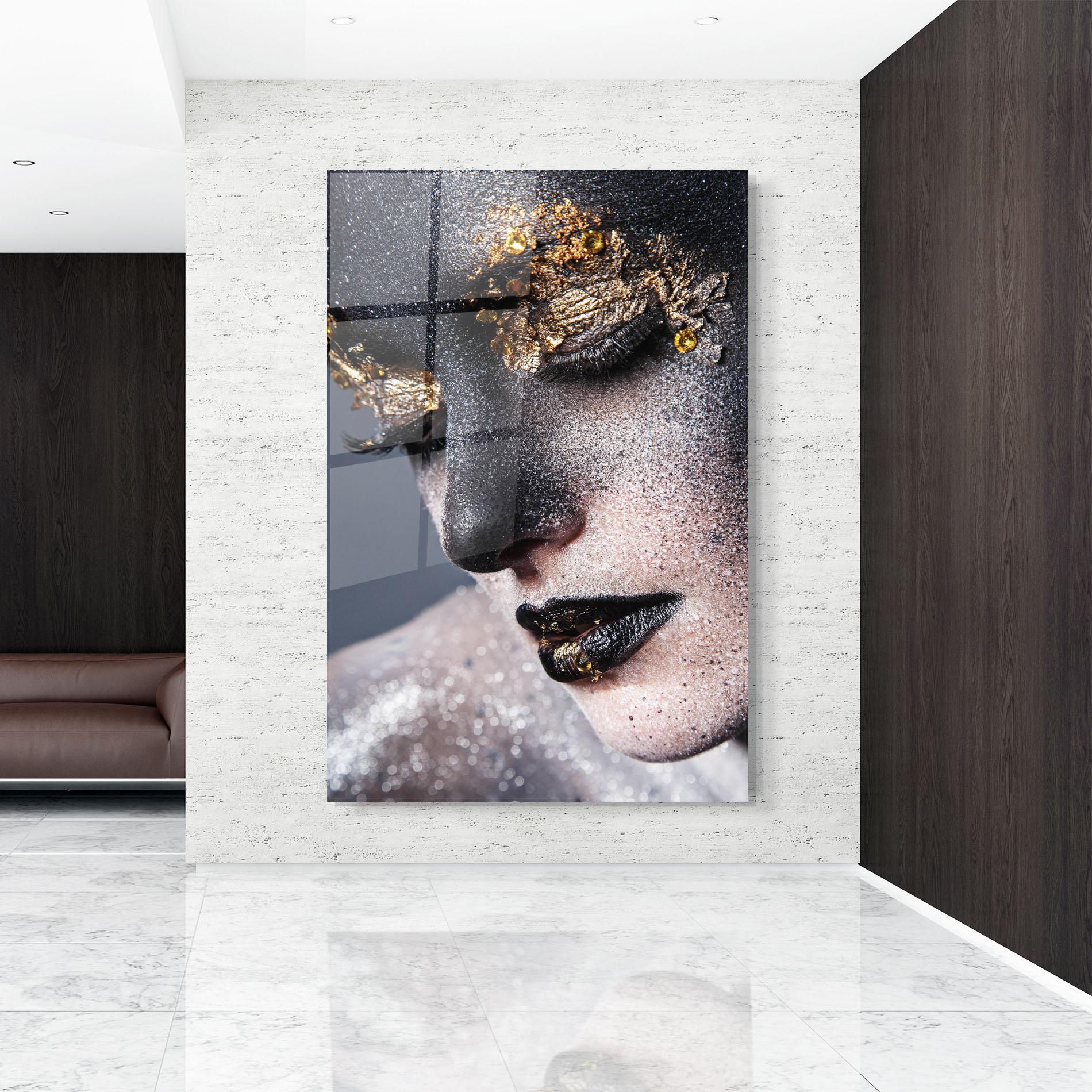 Стъклена картина Beautiful Gold Artistic Makeup mockup 9