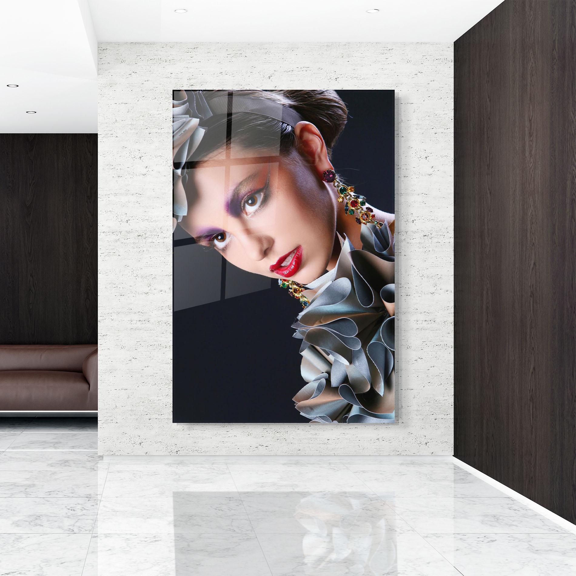 Стъклена картина Big Eyes Makeup mockup 9