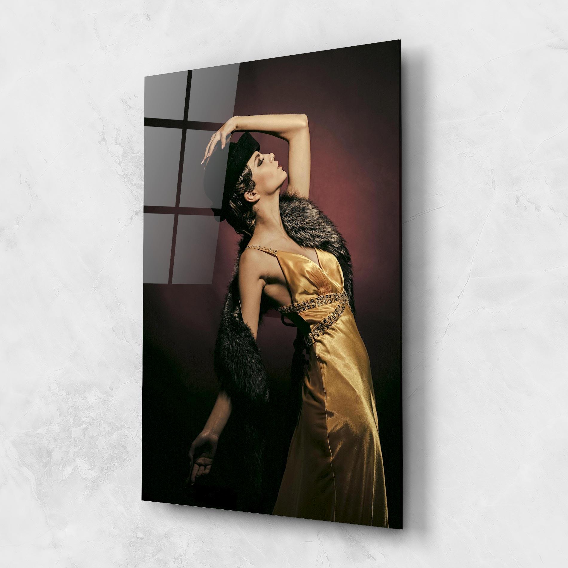 Стъклена картина Dancing Vintage Clothes mockup 1