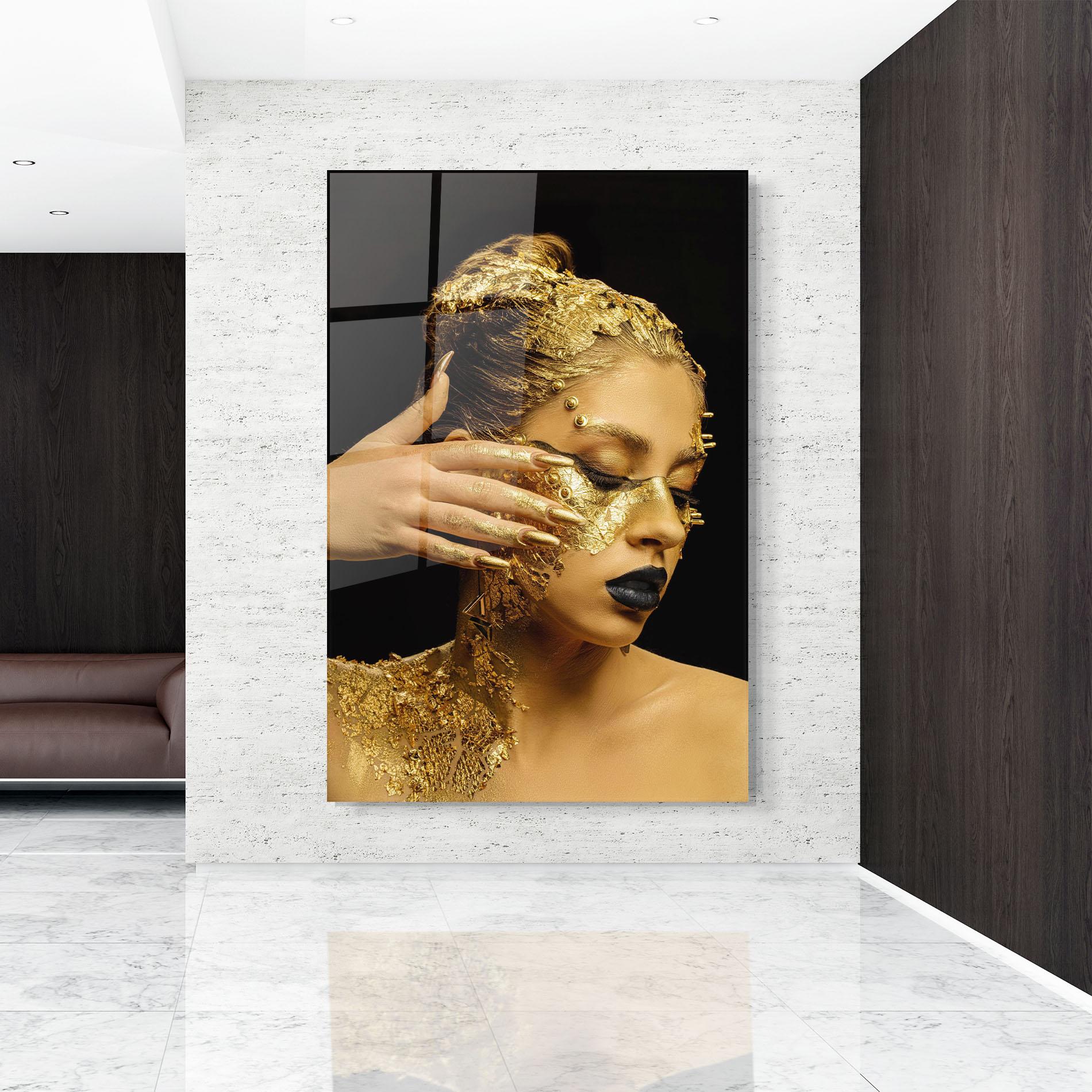 Стъклена картина Festive Golden Makeup mockup 9