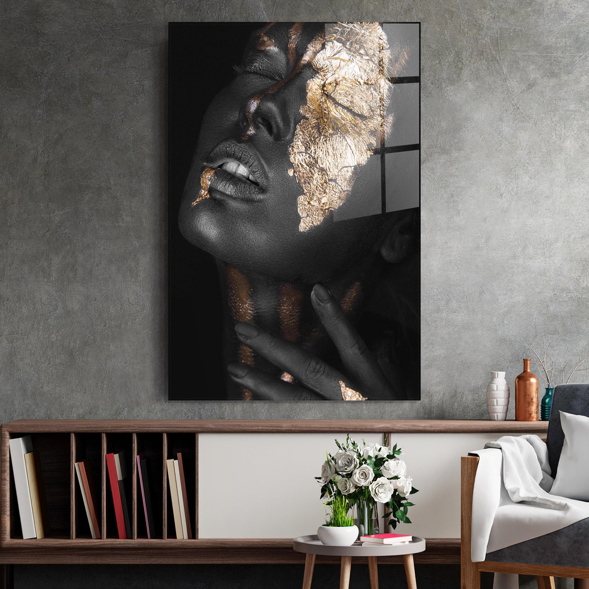 Стъклена картина Darkskinned Gold Art mockup 2