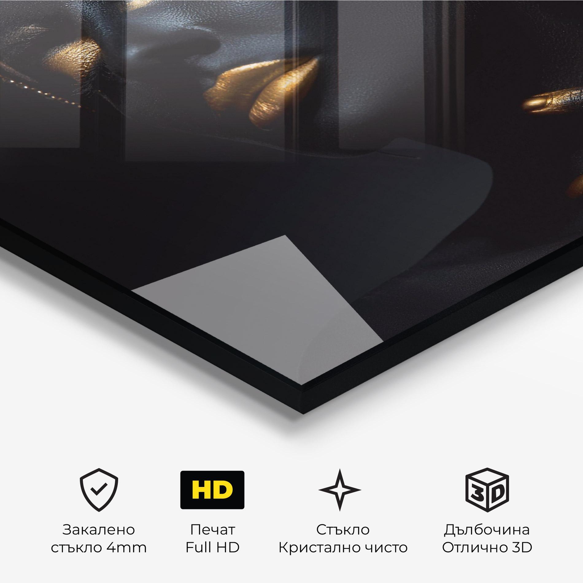 Стъклена картина Black Gold Skin mockup 3