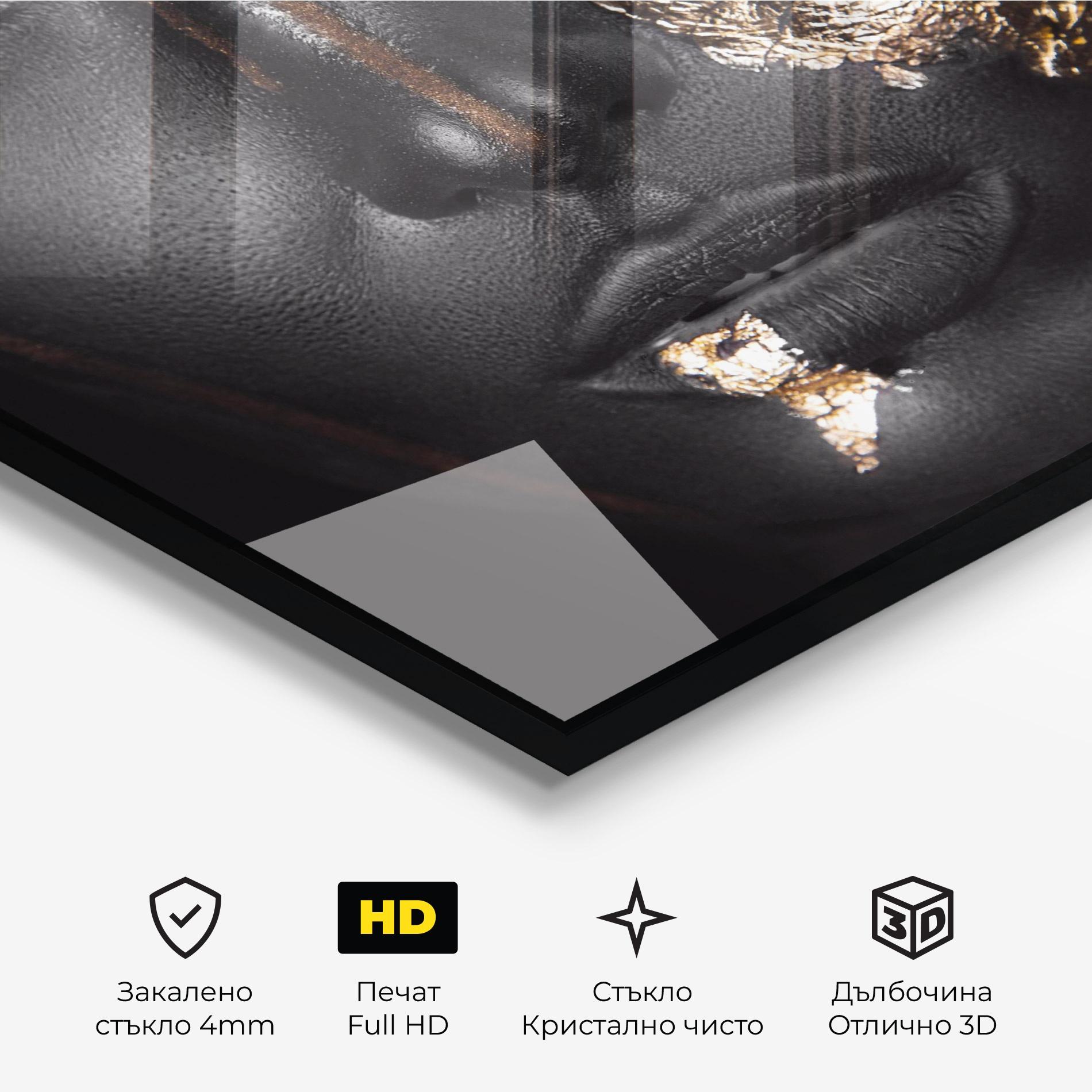 Стъклена картина Golden Face mockup 3