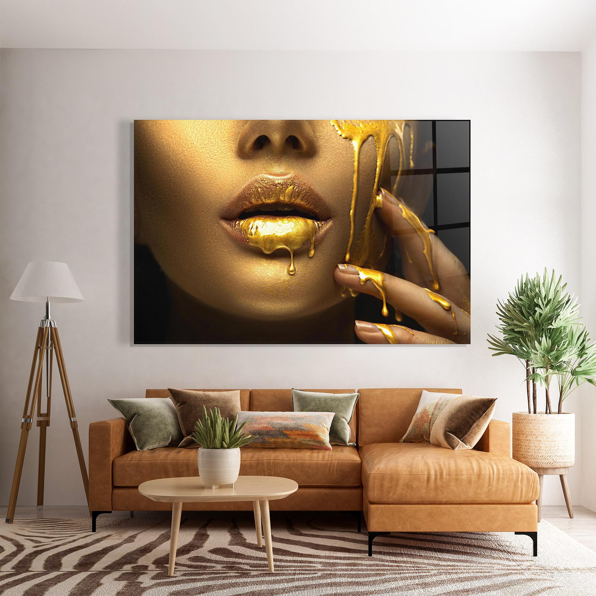 Стъклена картина Golden Lips mockup 7