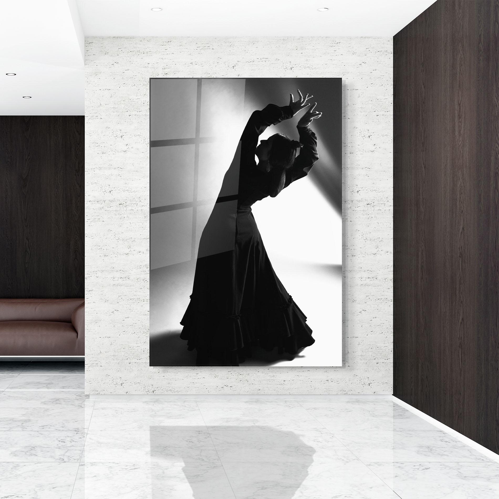 Стъклена картина Full Shot Dancer mockup 9