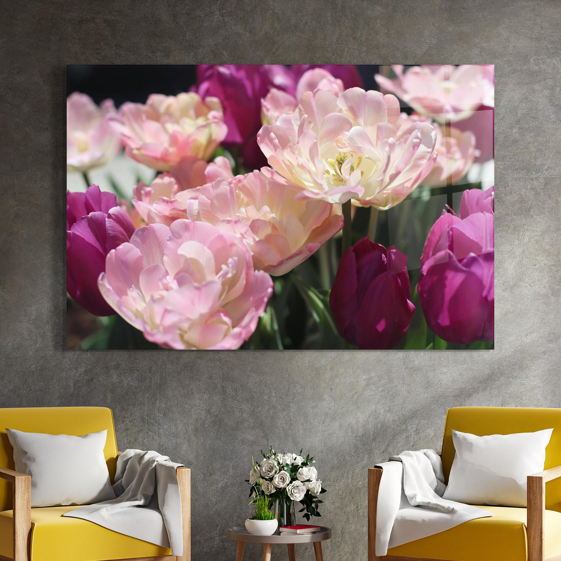 Стъклена картина Opened Tulips mockup 4