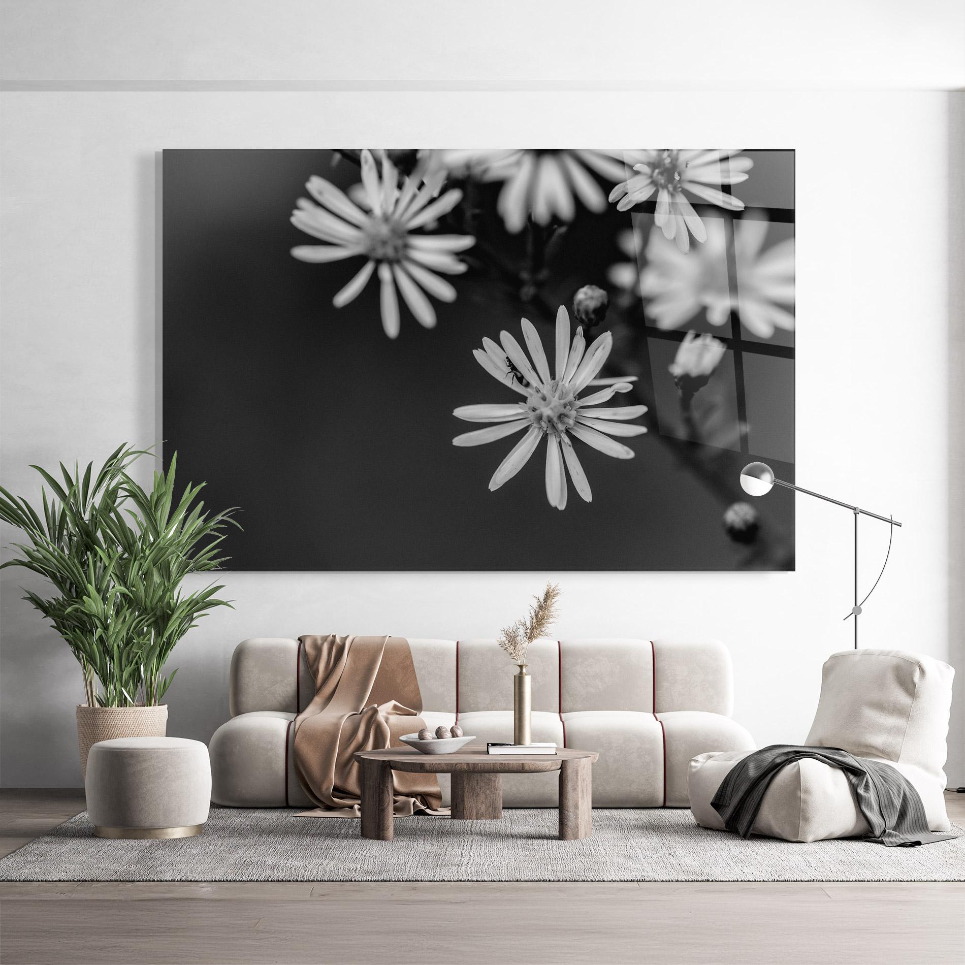 Стъклена картина Grey Small Daisy mockup 9