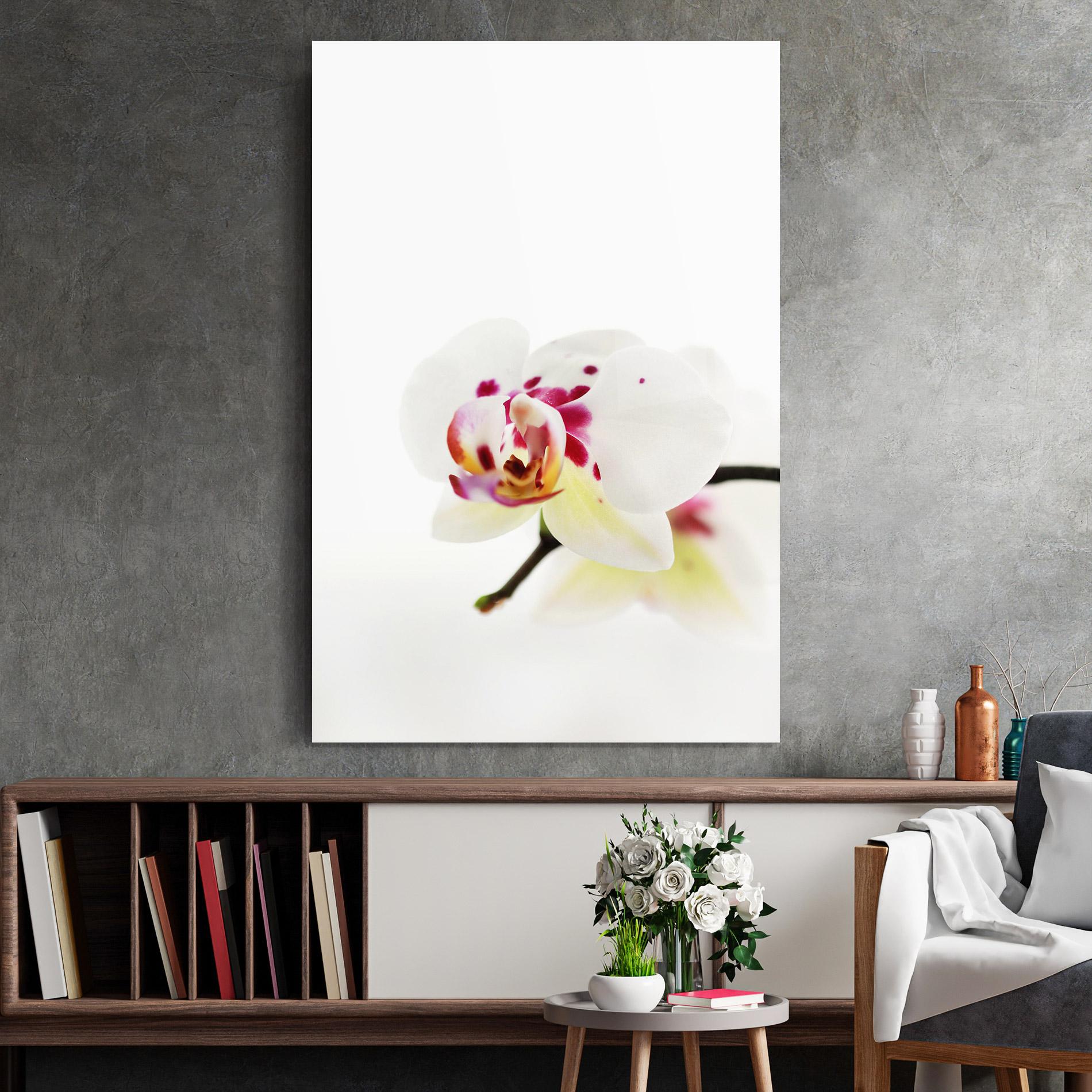 Стъклена картина Clean White Orchid mockup 2
