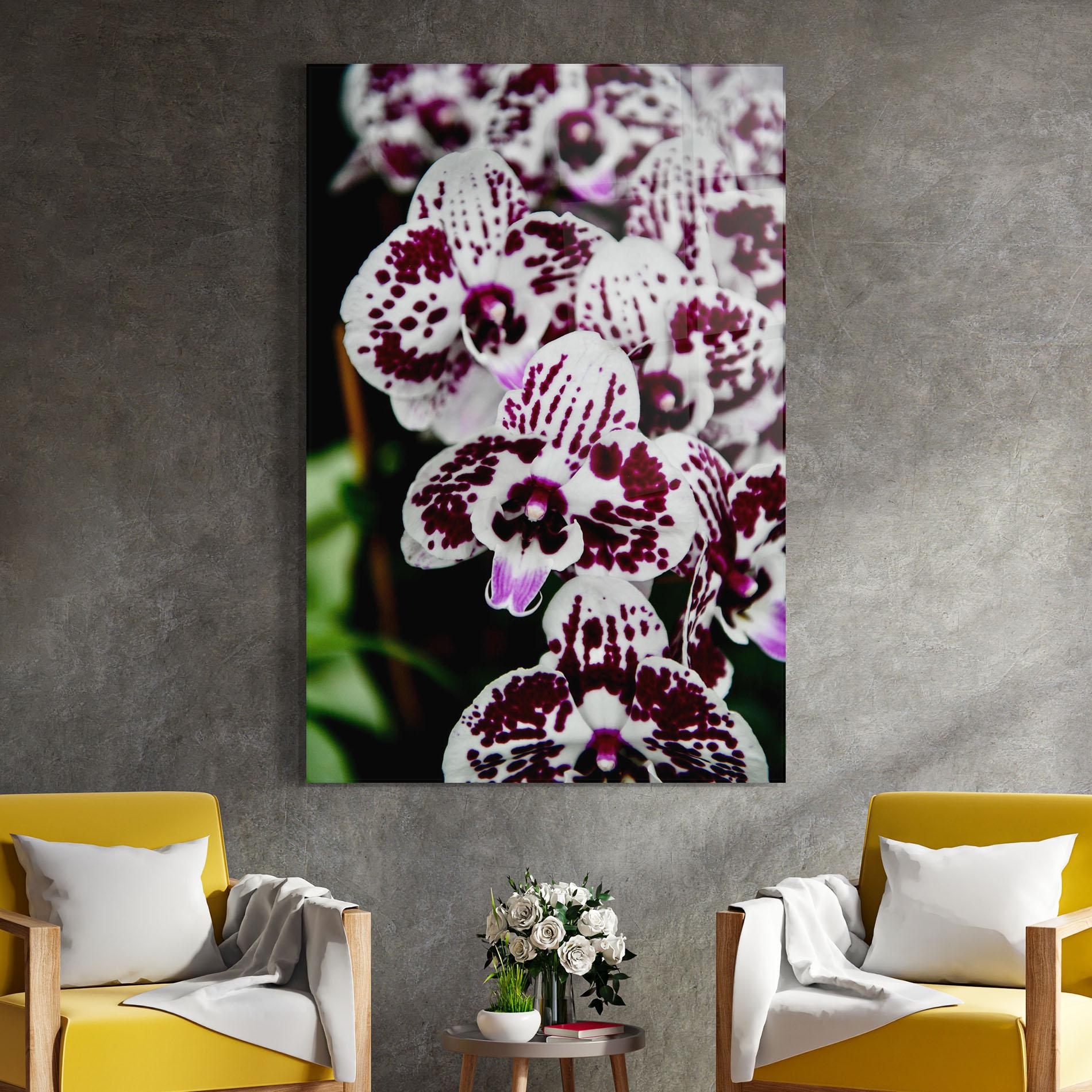 Стъклена картина Dark Purple Orchids mockup 4
