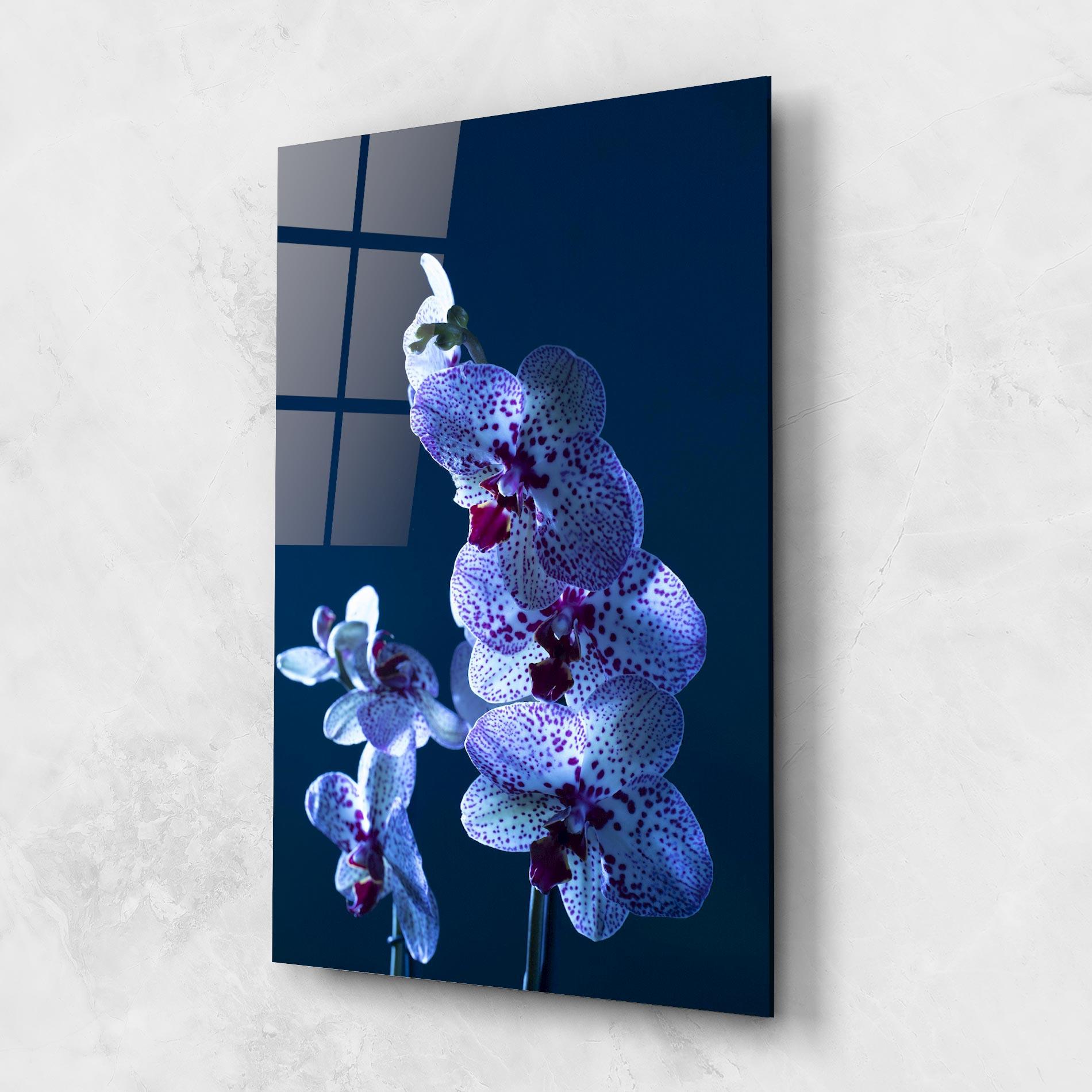 Стъклена картина Blue Light Orchid mockup 1