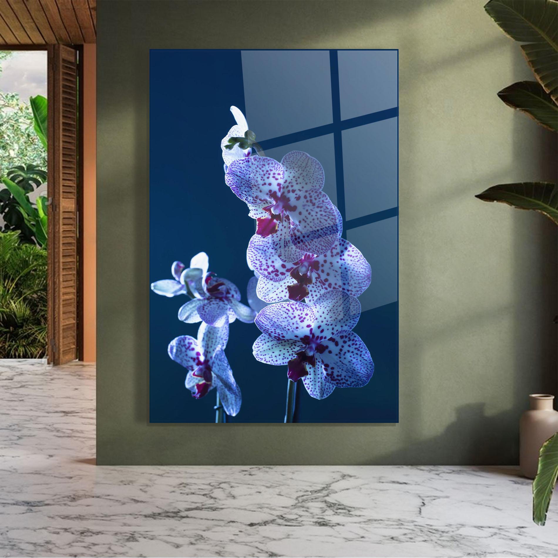 Стъклена картина Blue Light Orchid mockup 7