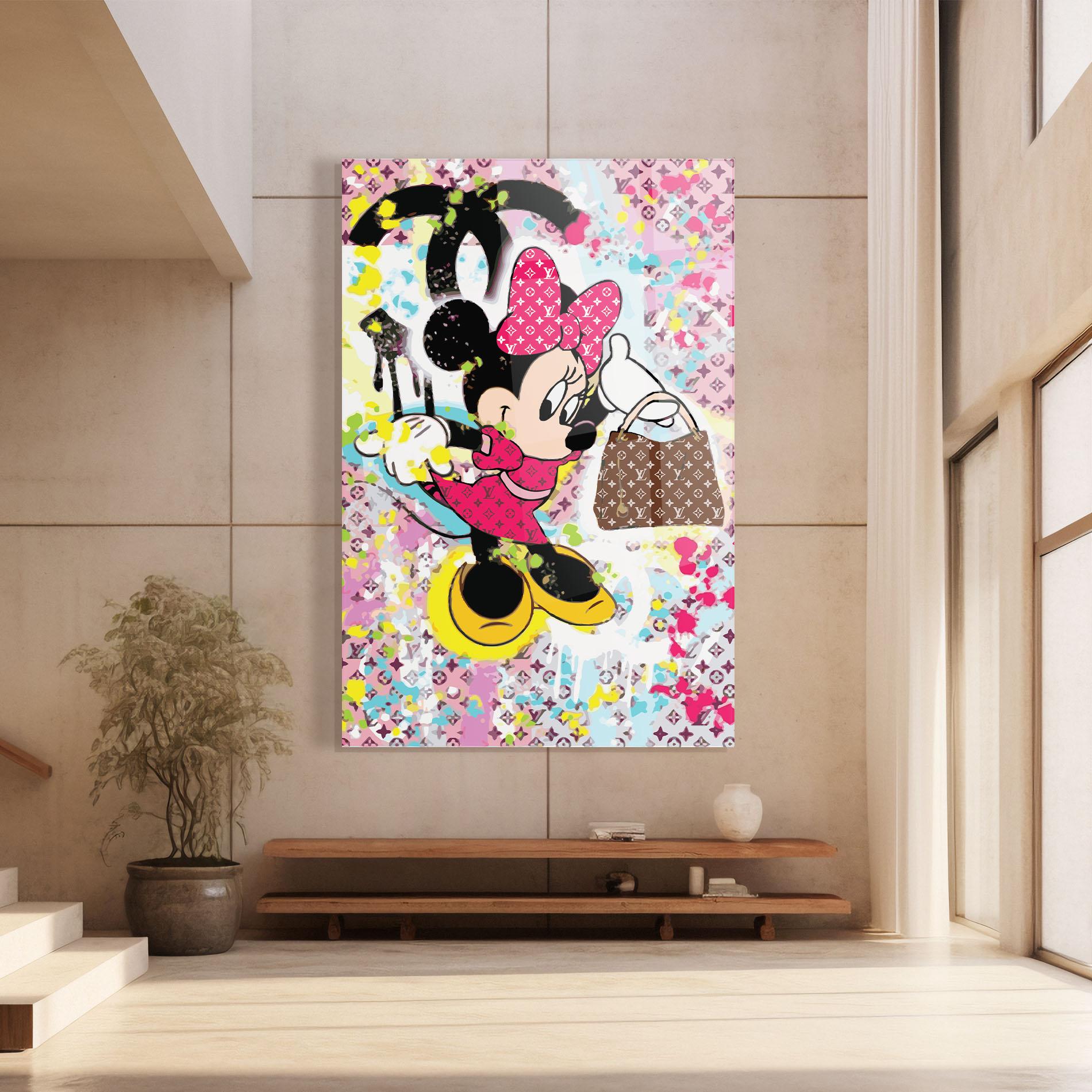 Стъклена картина Minnie Comes Back In Fashion mockup 8