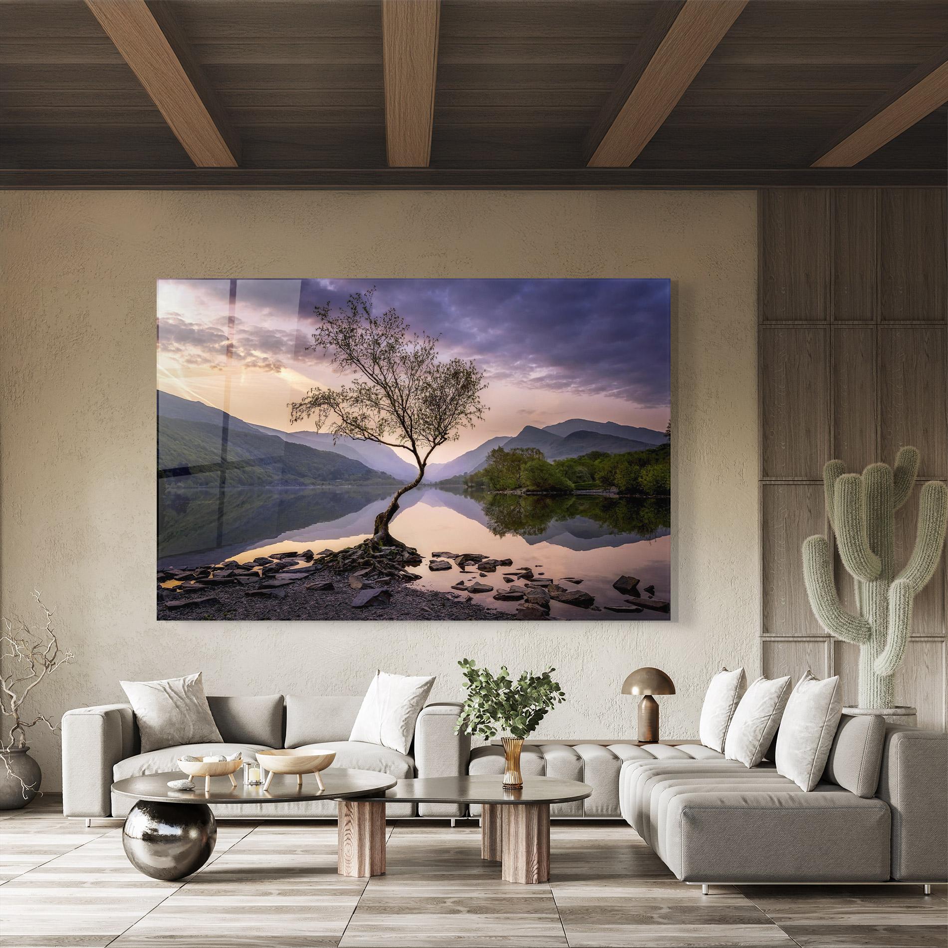 Стъклена картина Lone Tree mockup 8