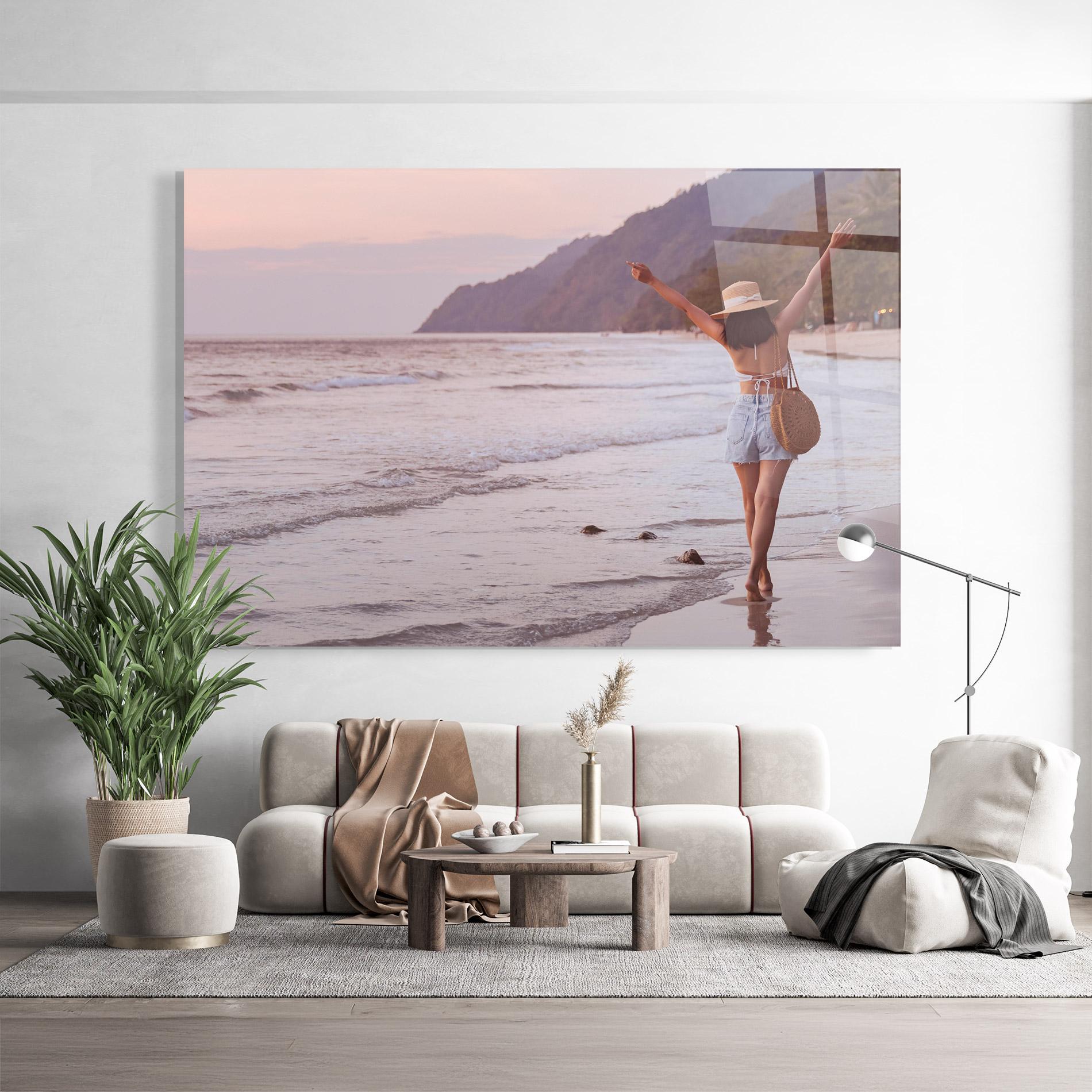 Стъклена картина Beach Traveler mockup 9