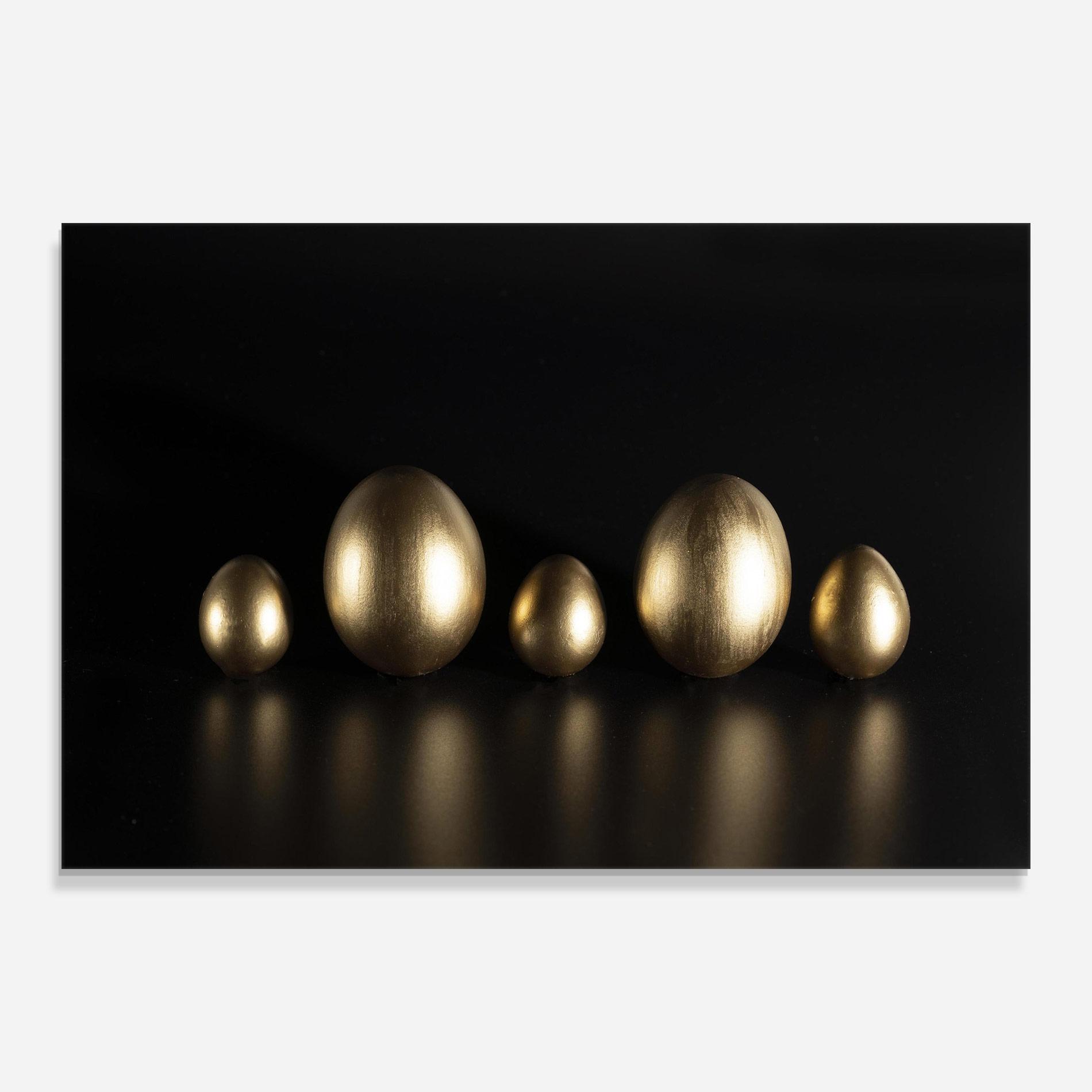 Стъклена картина Gold Eggs Shot mockup 0