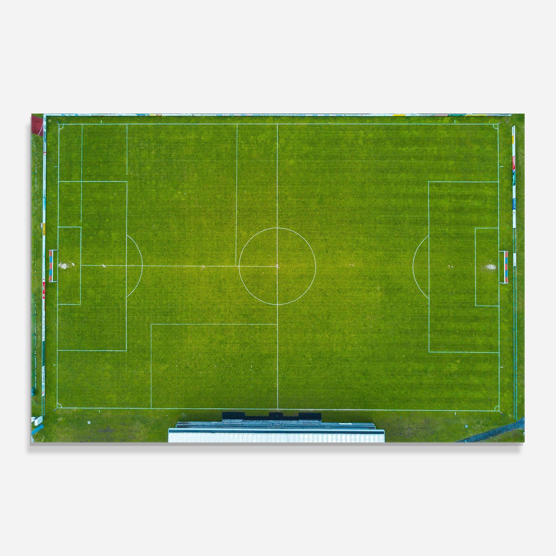 Стъклена картина Green Football Field mockup 0